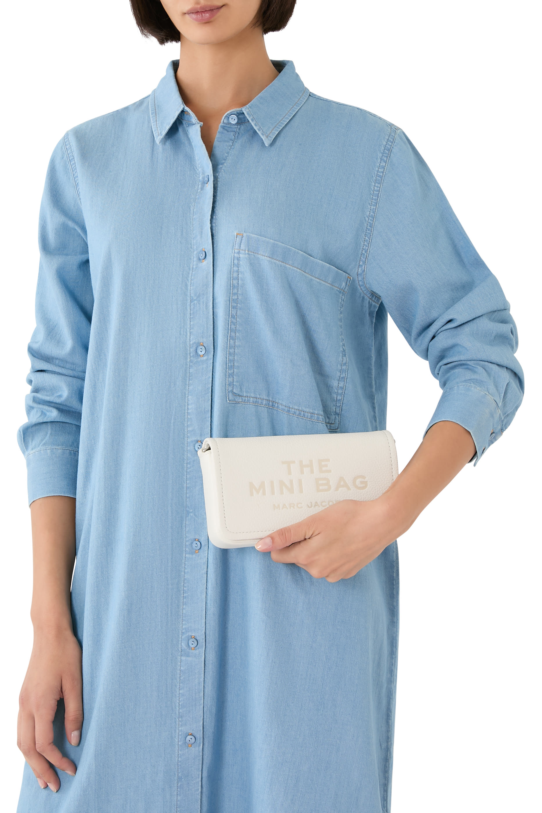 حقيبة صغيرة جلد