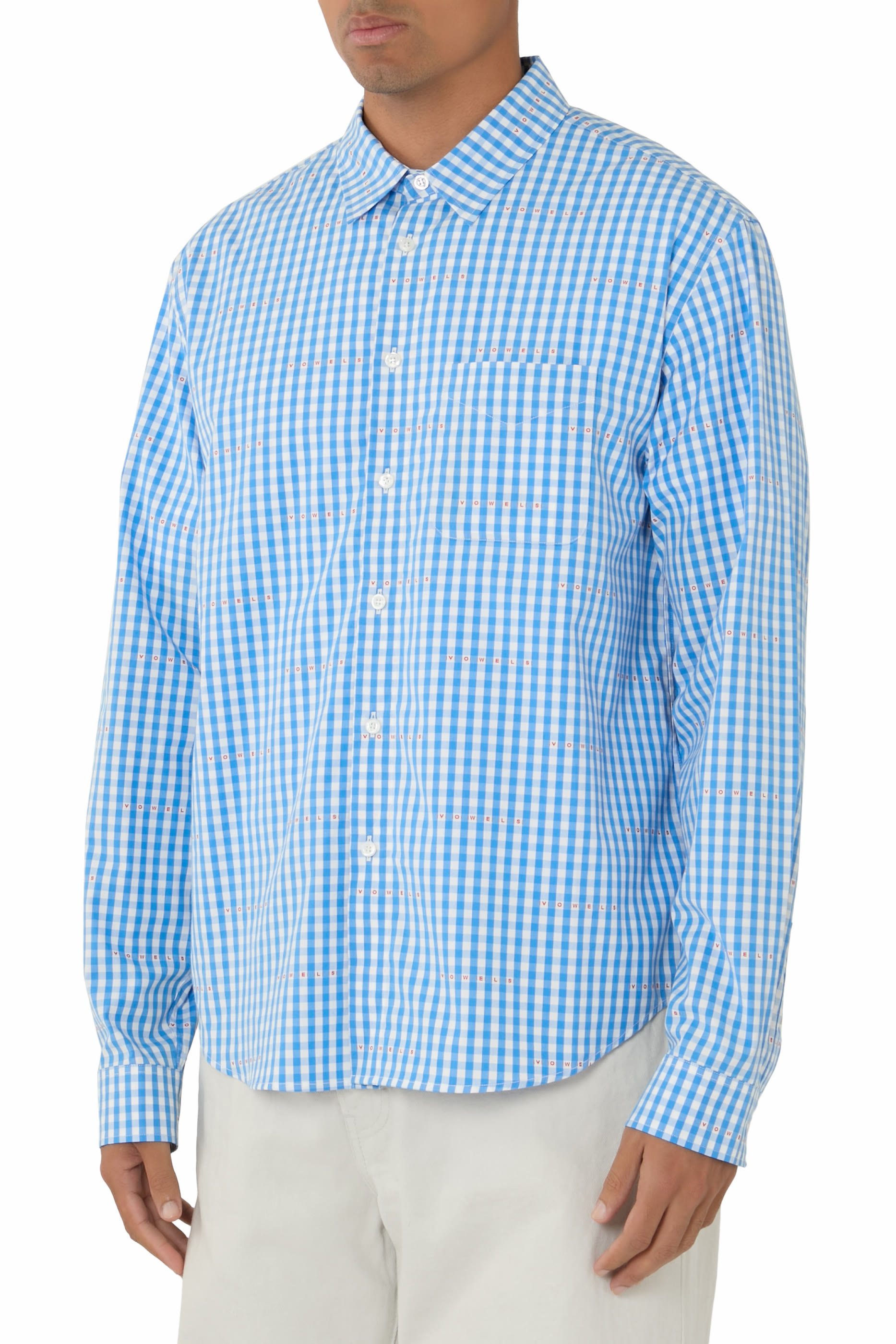 قميص بنقشة مربعات صغيرة