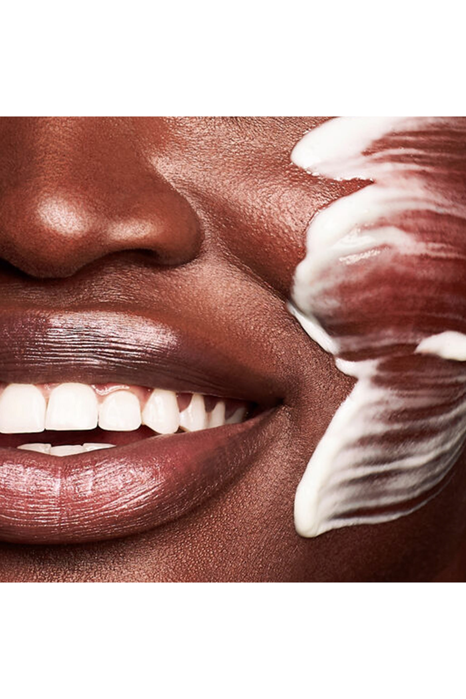 مرطب خالي من الزيوت