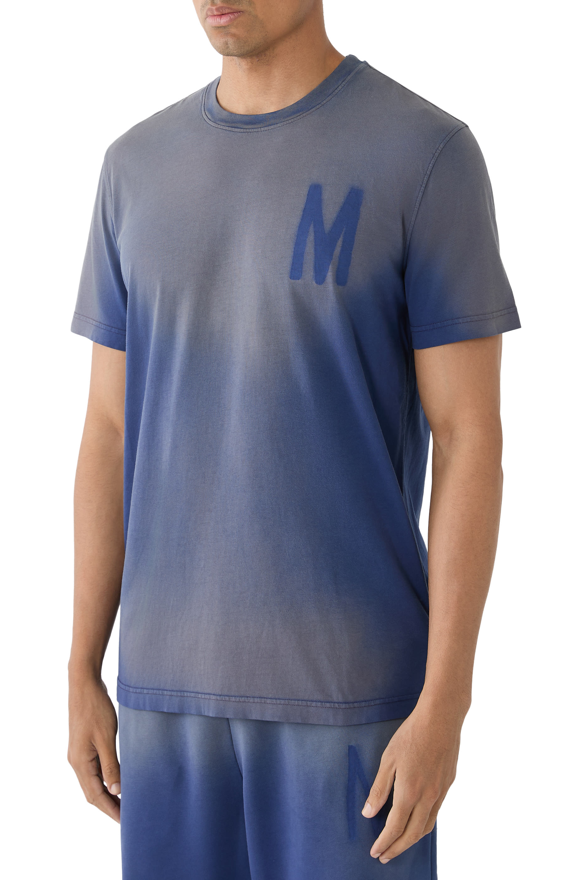 تيشيرت بشعار الماركة