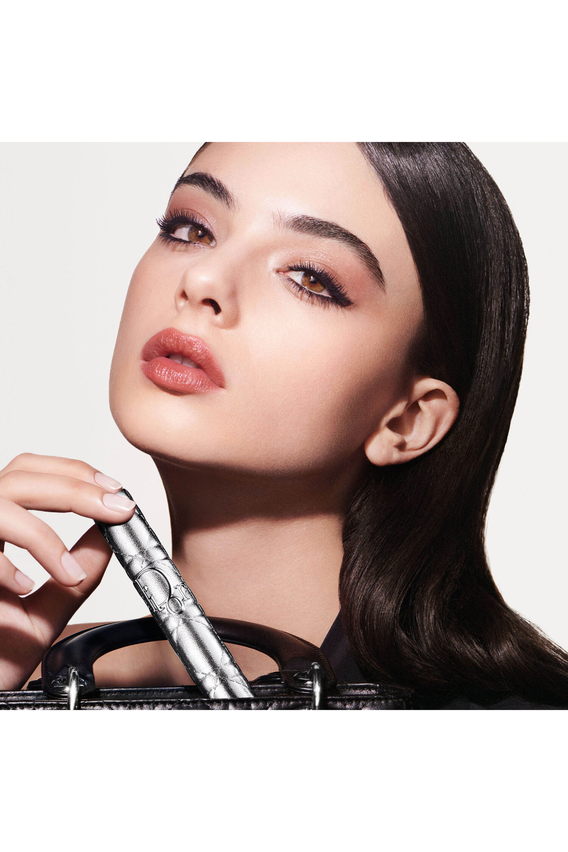 ماسكارا ديورشو أوفر فوليوم مقاومة للماء