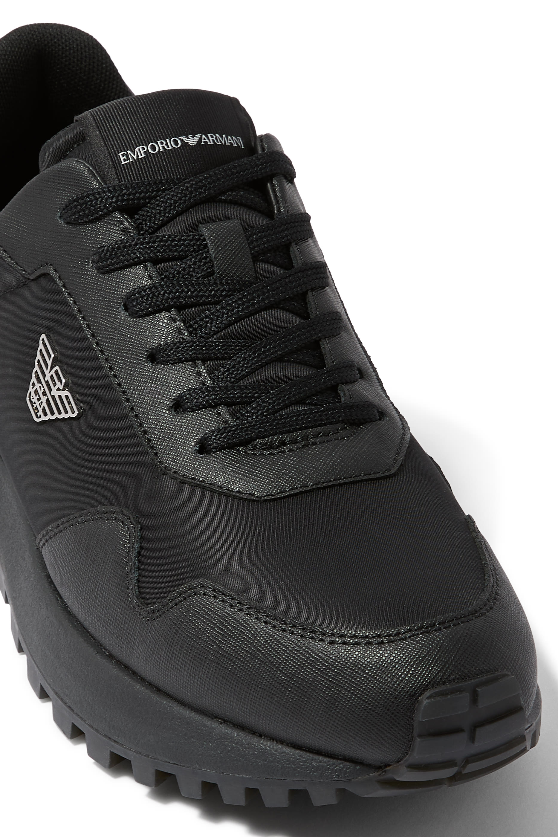 سنيكرز اي أس في نايلون معاد تدويره وتفاصيل سافيانو صديق للبيئة