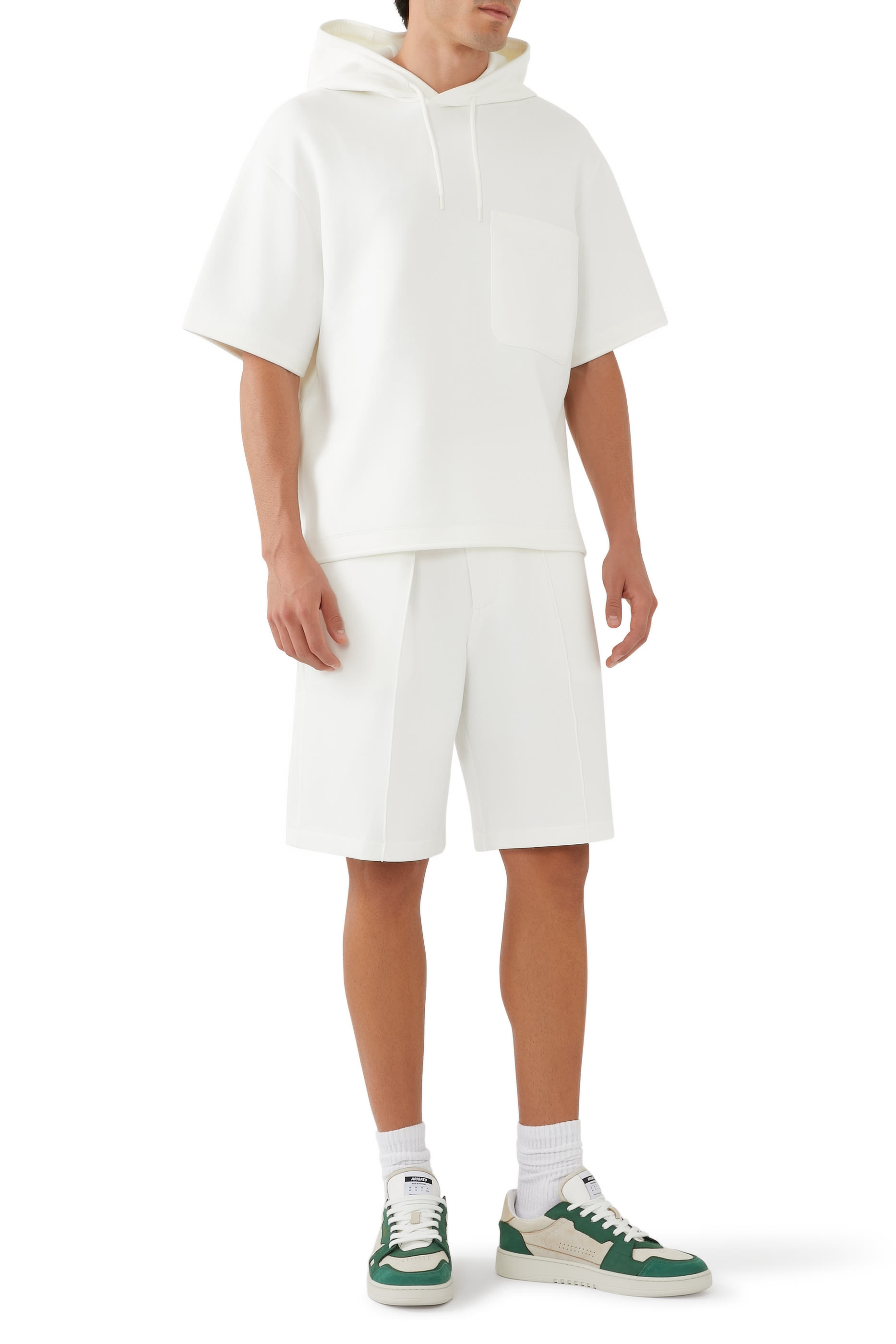 سويت شيرت بشعار الماركة بحجم صغير