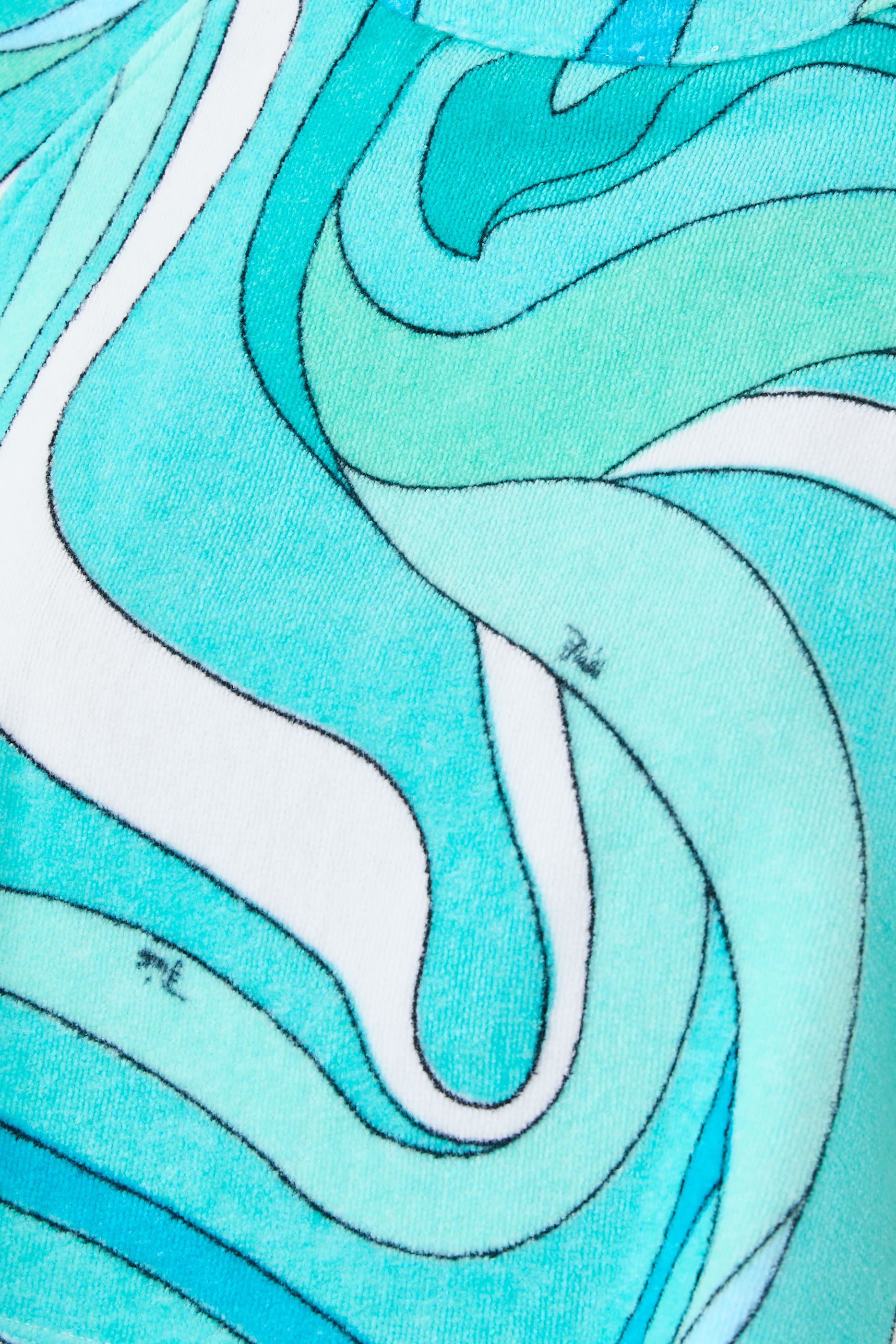 بلوزة قصيرة بطبعة مارمو