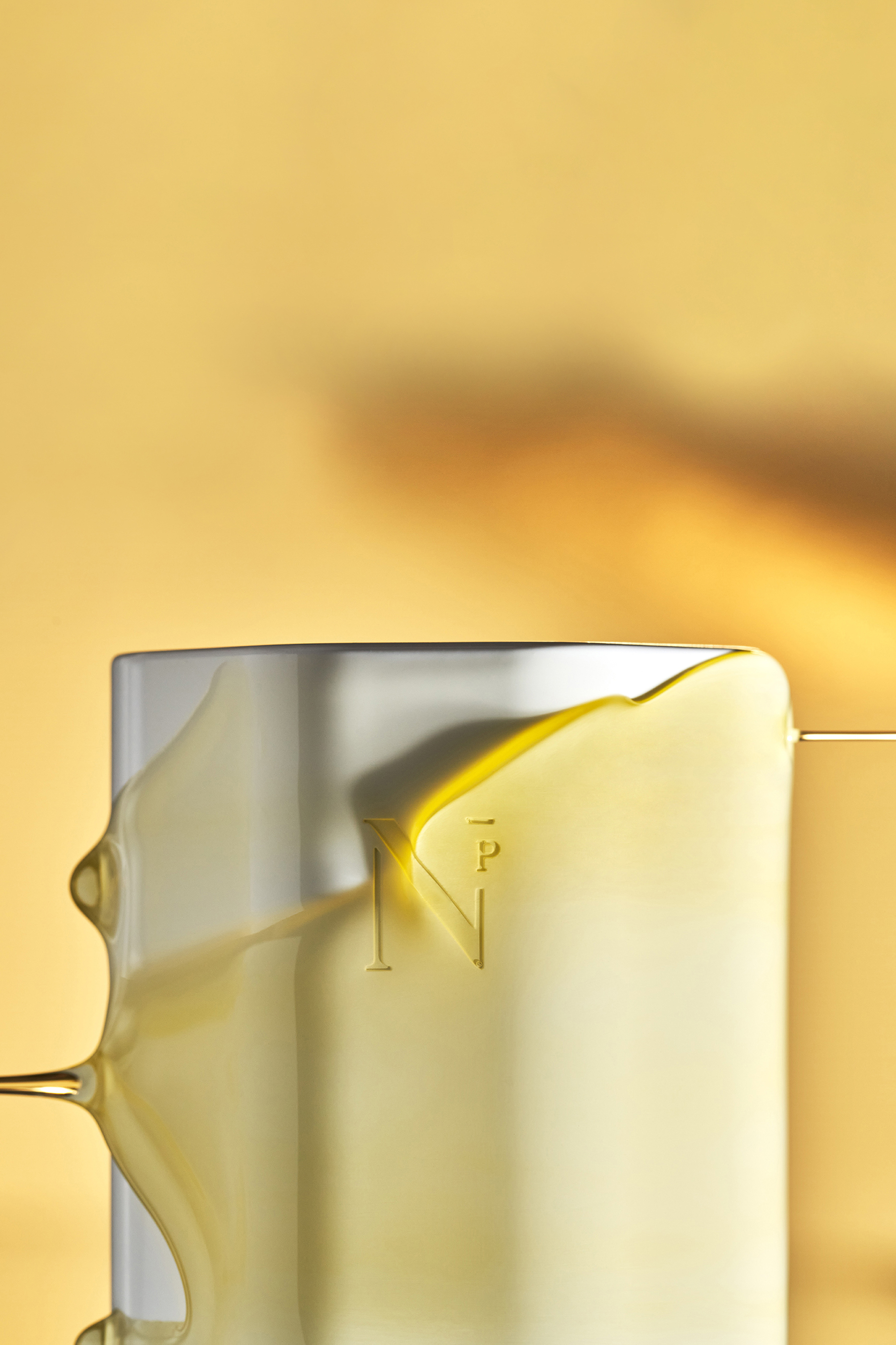 زيت ذا أبسولوت نوريشينج لشد البشرة 30 جرعة