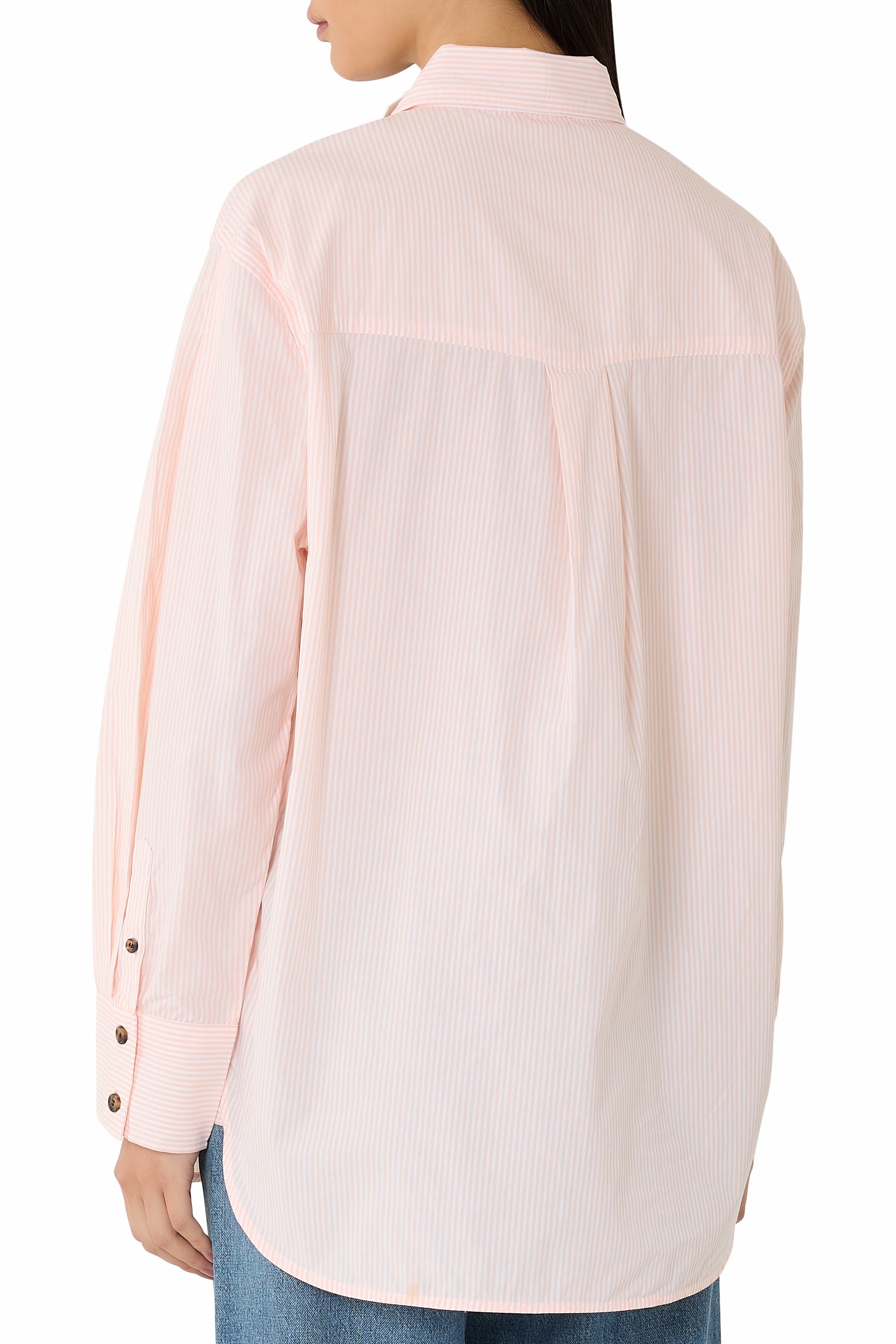 قميص مخطط بقصة فضفاضة