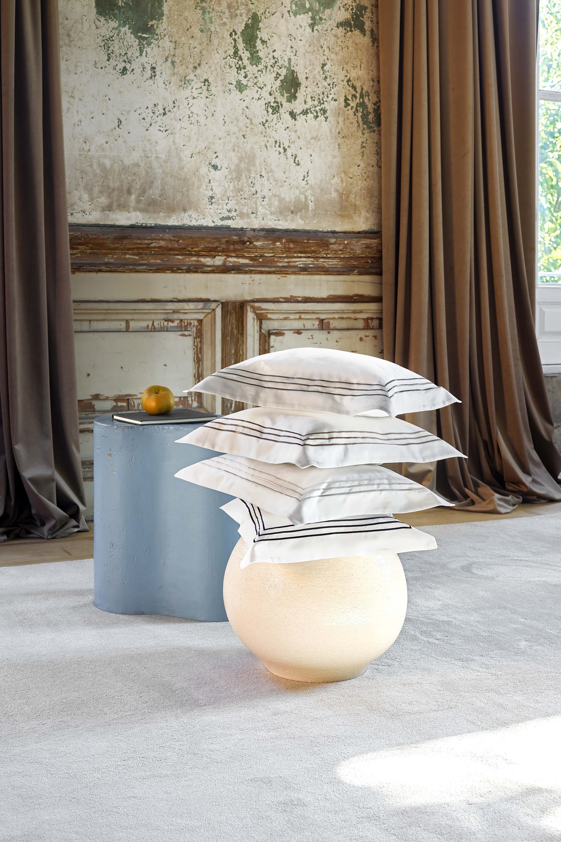 غطاء وسادة ألفورادا