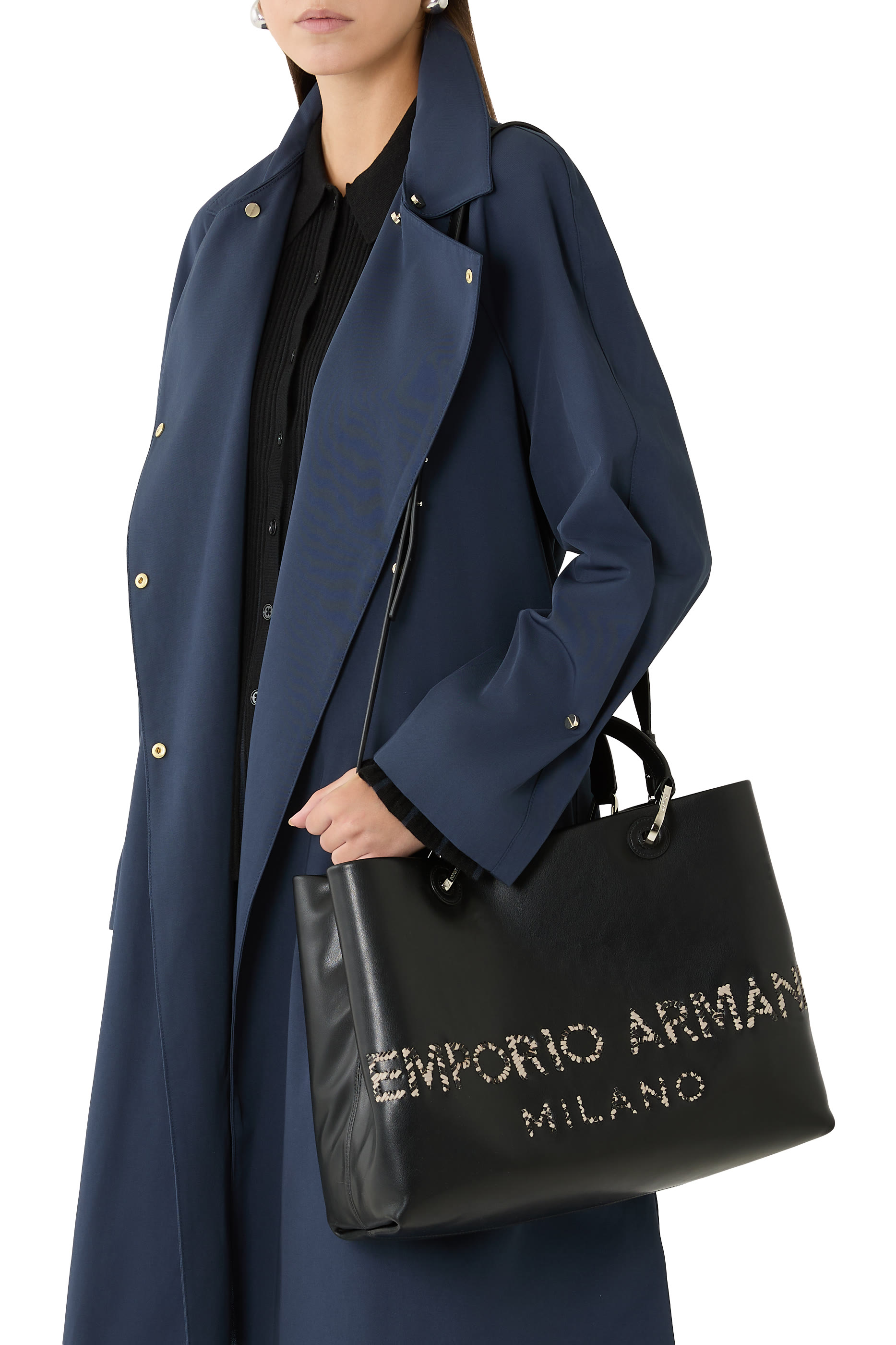 حقيبة يد بشعار الماركة جلد