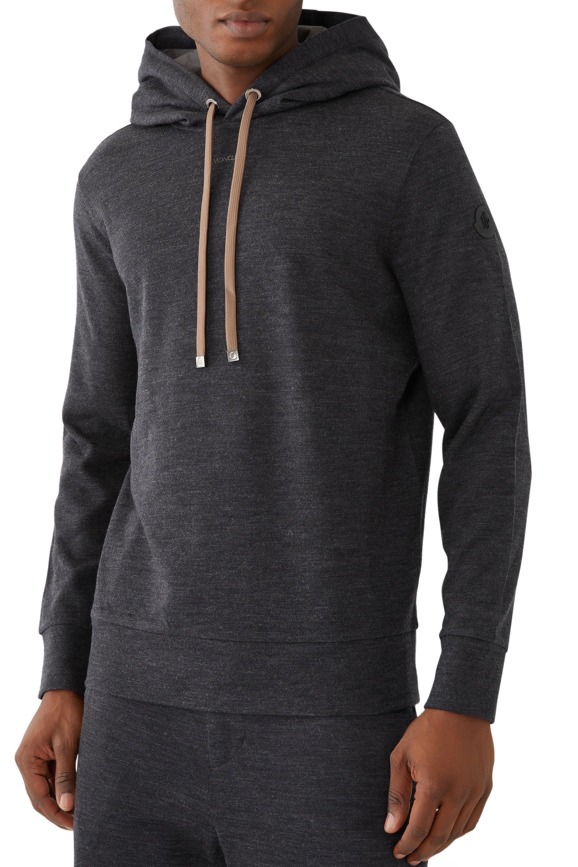 هودي بشعار الماركة