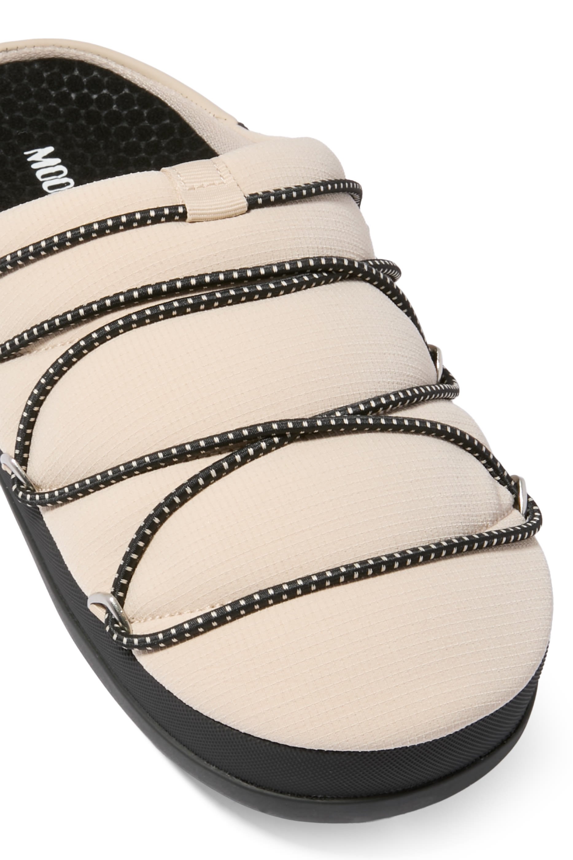 حذاء خفيف بتصميم مبطن ونعل مسطح