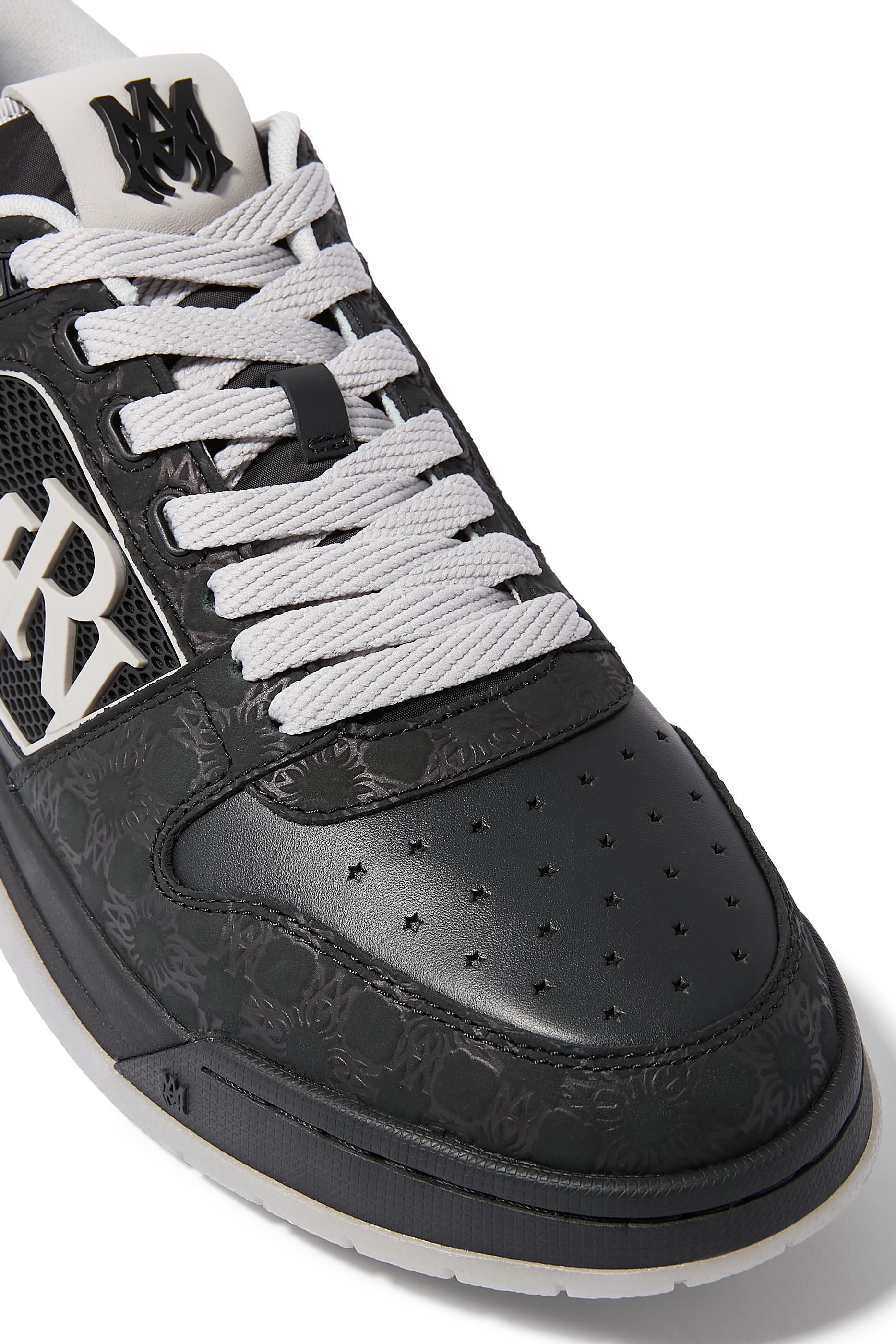 سنيكرز كلاسيك بكاحل منخفض