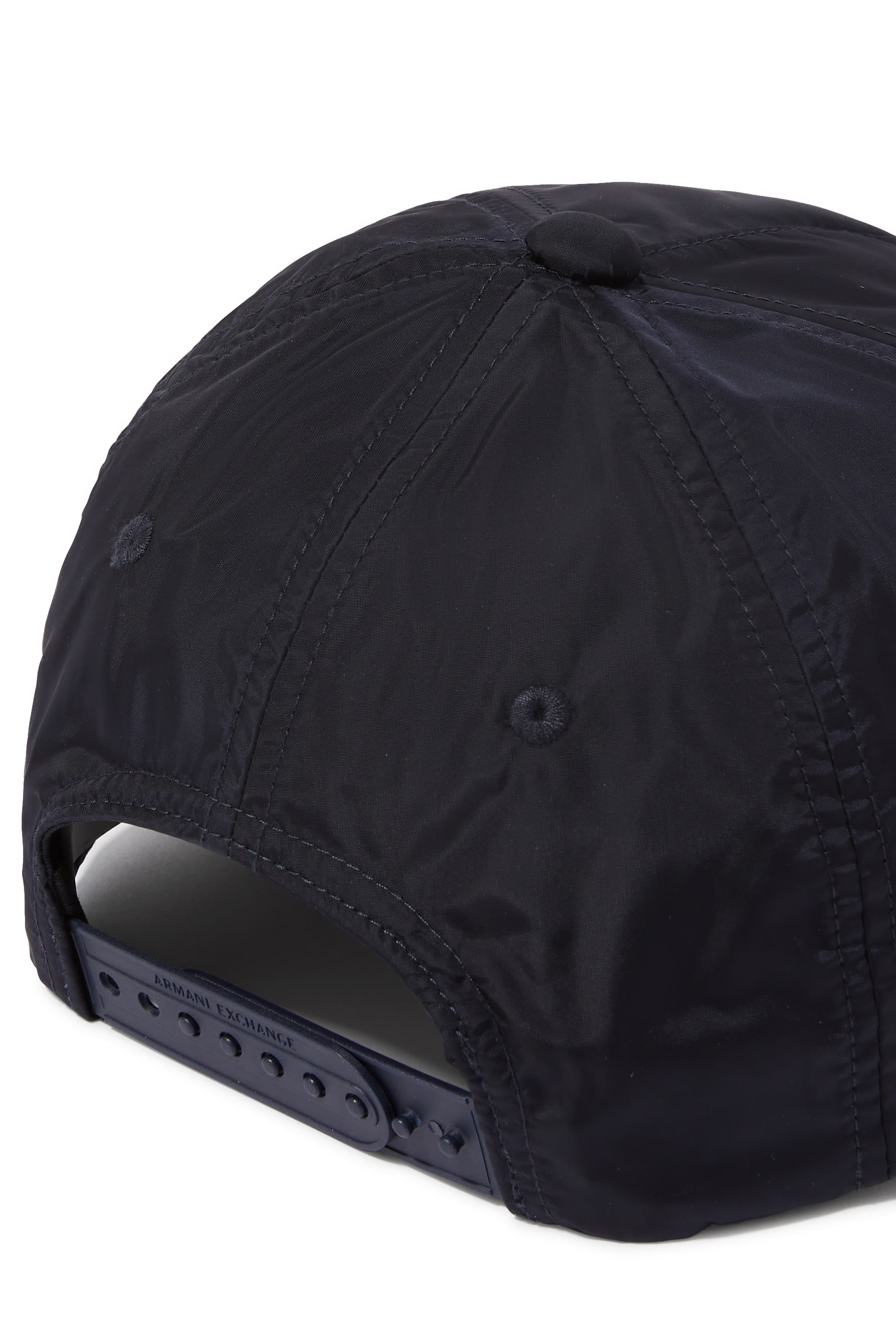 كاب بايسبول بشعار الماركة