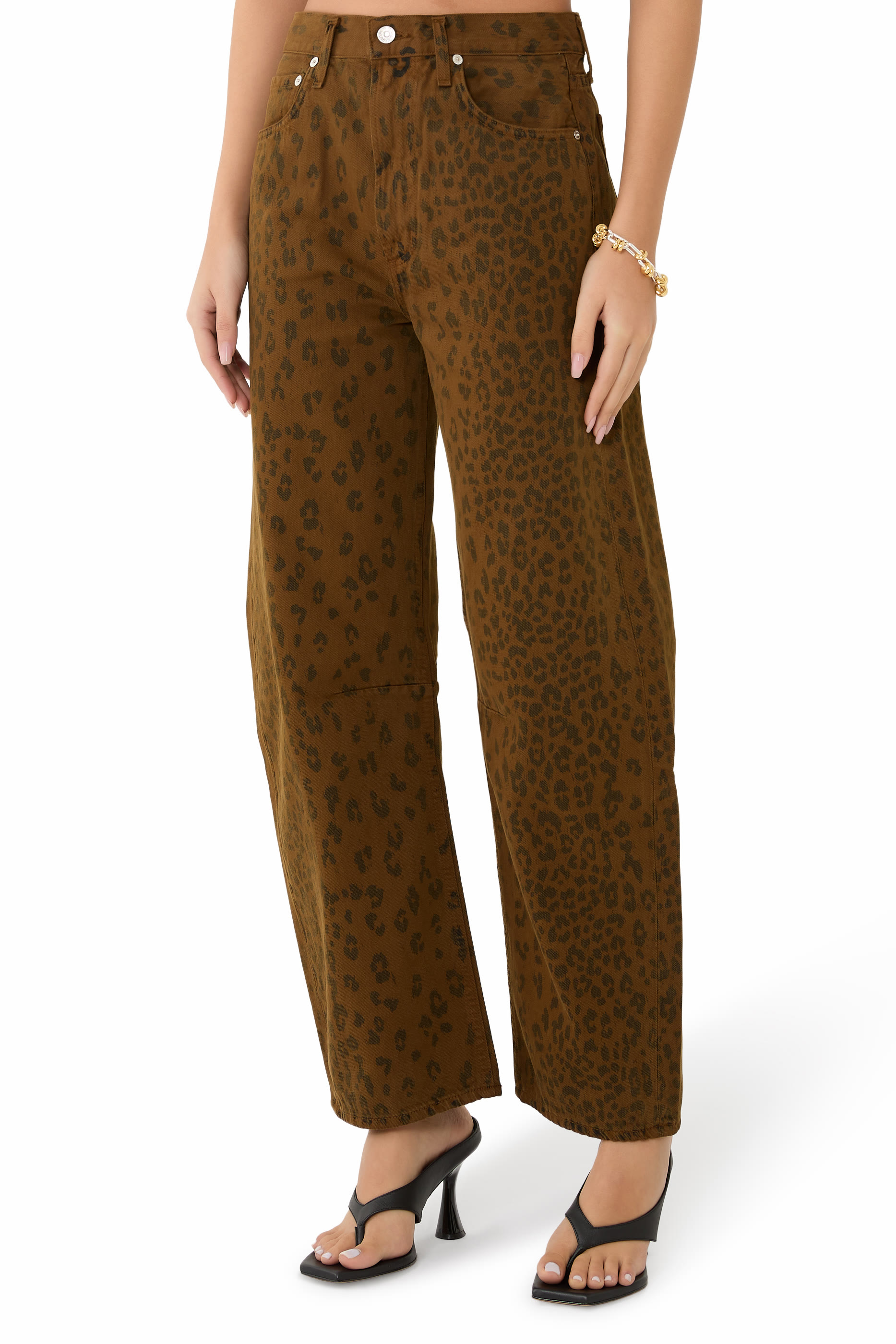 بنطال جينز ميرو طويل بقصة مريحة