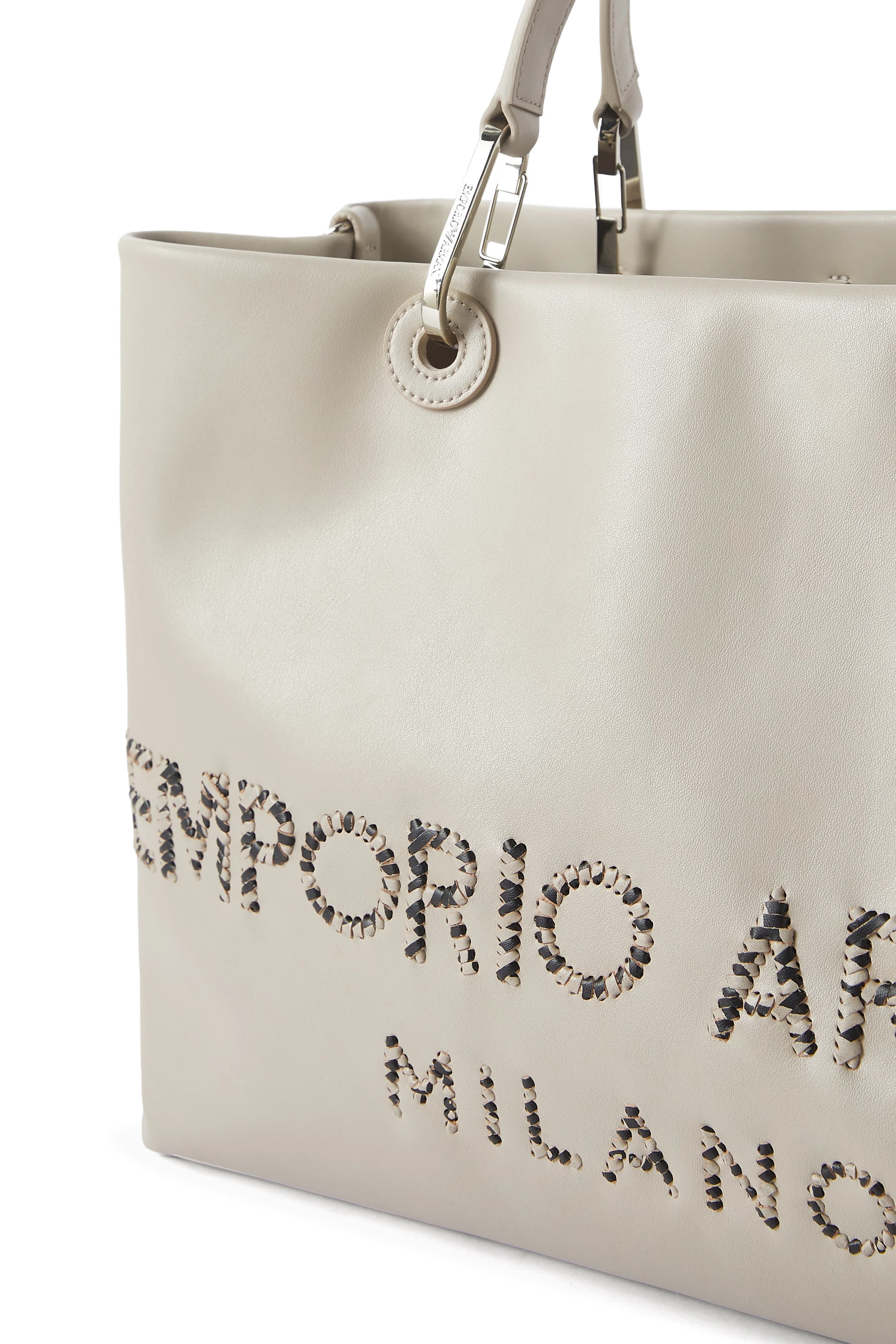 حقيبة يد بشعار الماركة جلد