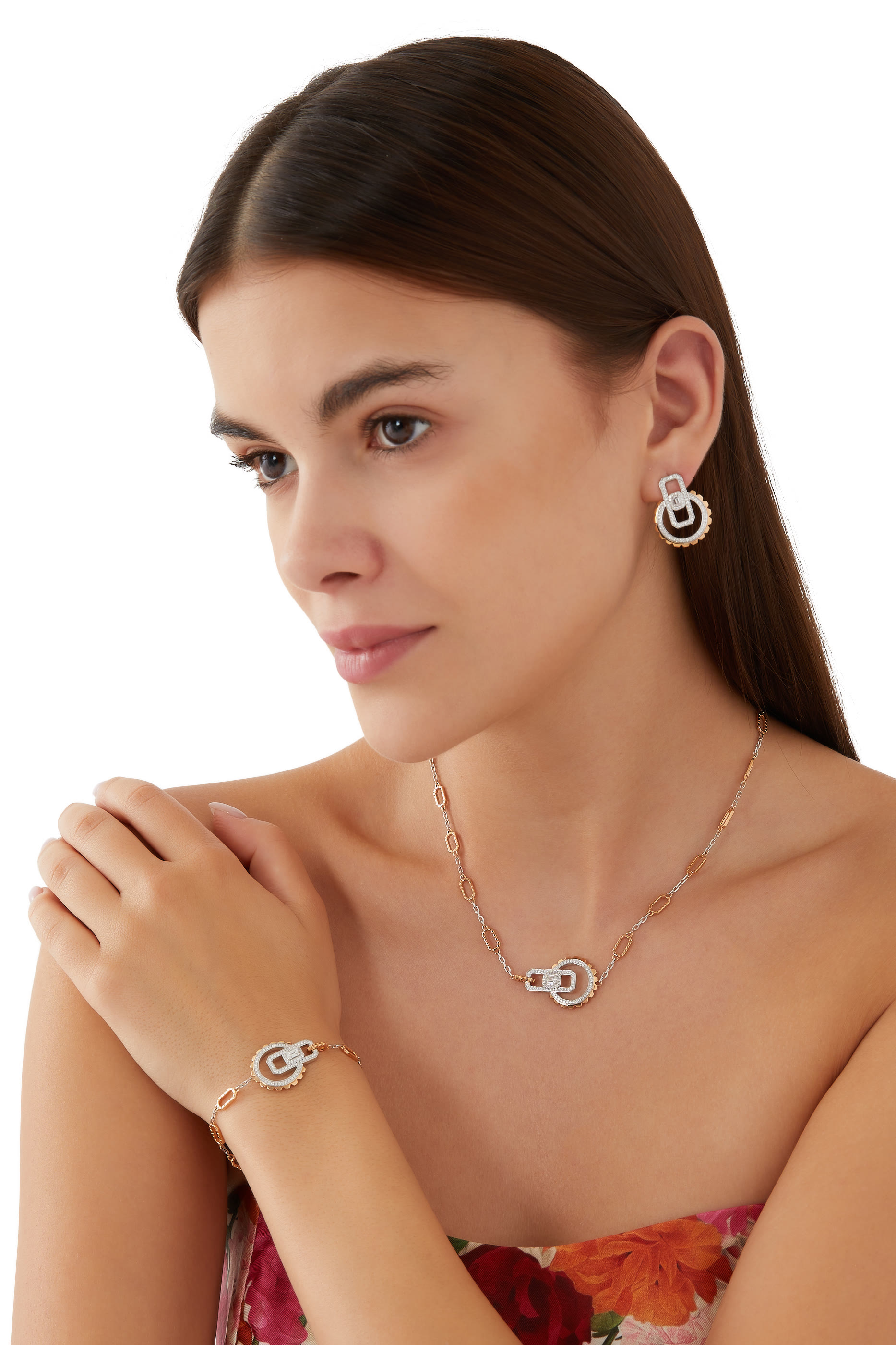 قلادة رقبة إمباير بلونين مرصعة بالماس ذهب أبيض ووردي عيار 18