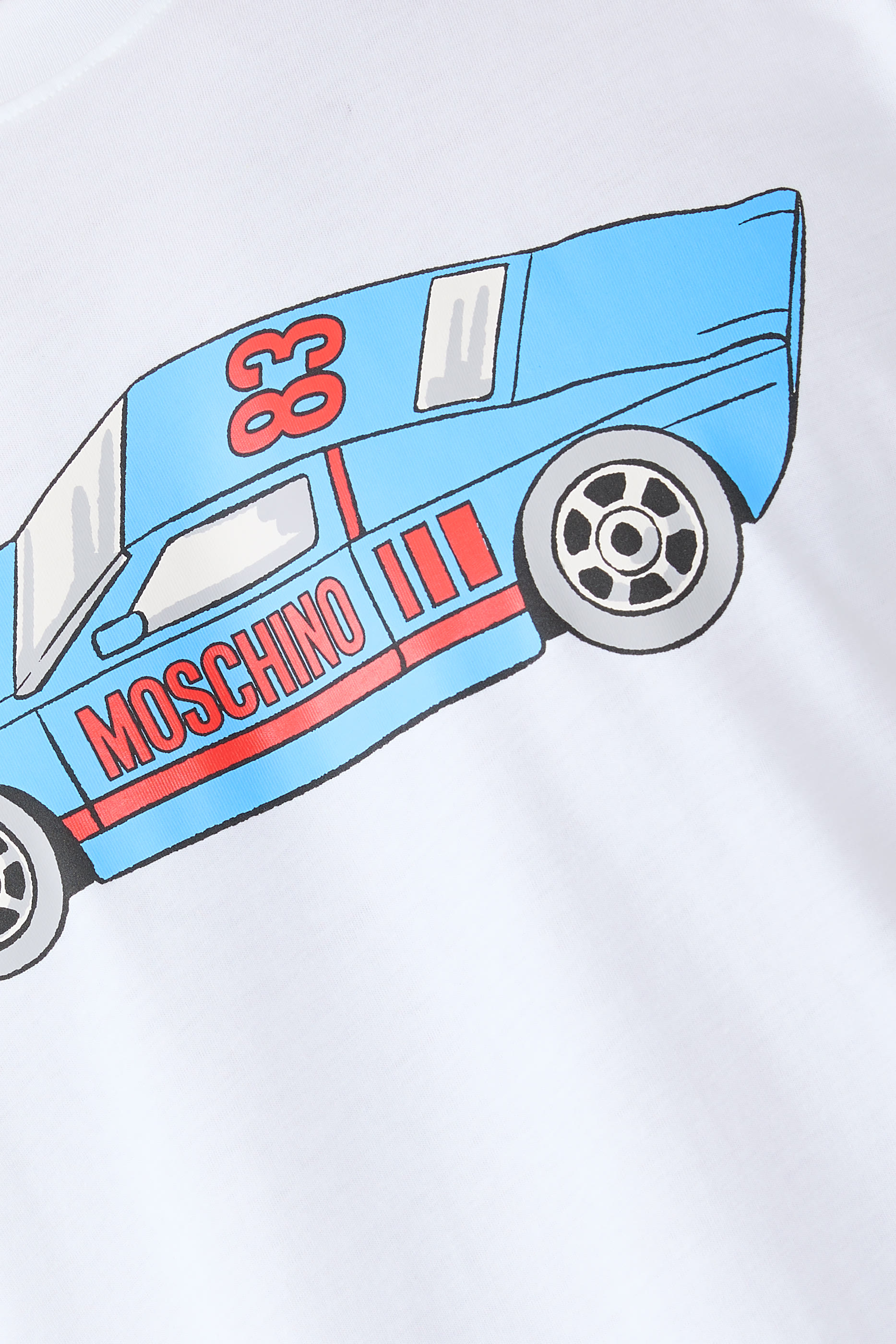 تيشيرت بطبعة سيارة