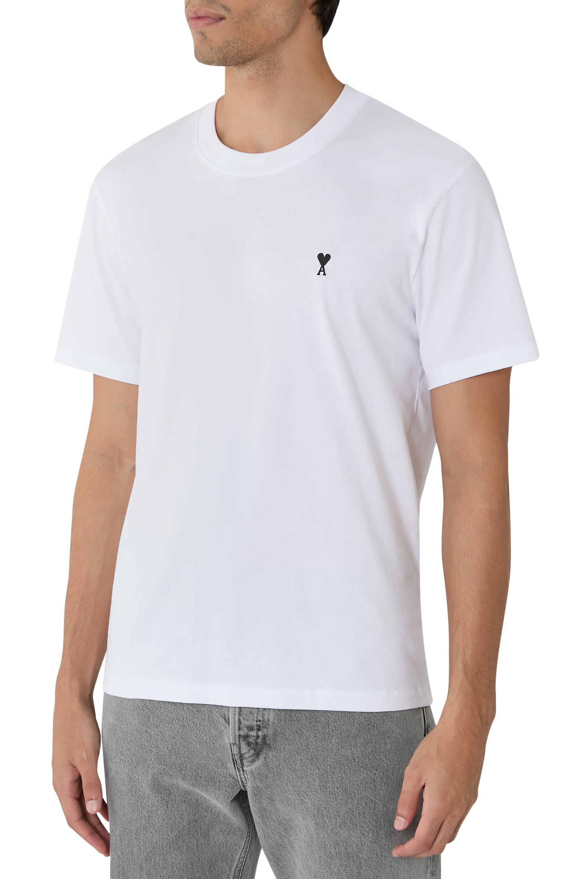 تيشيرت بشعار الماركة