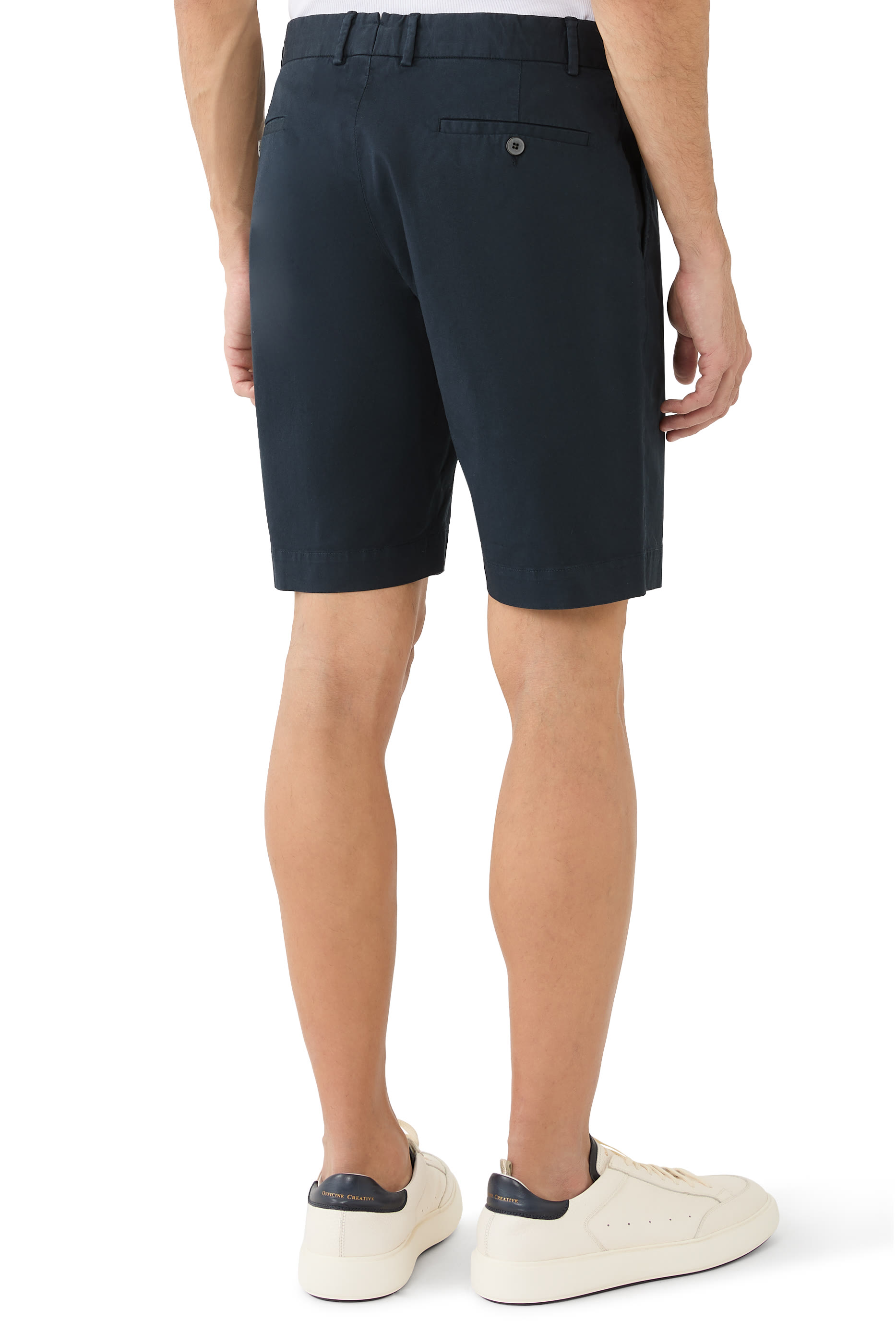 شورت تشينو بشعار الماركة