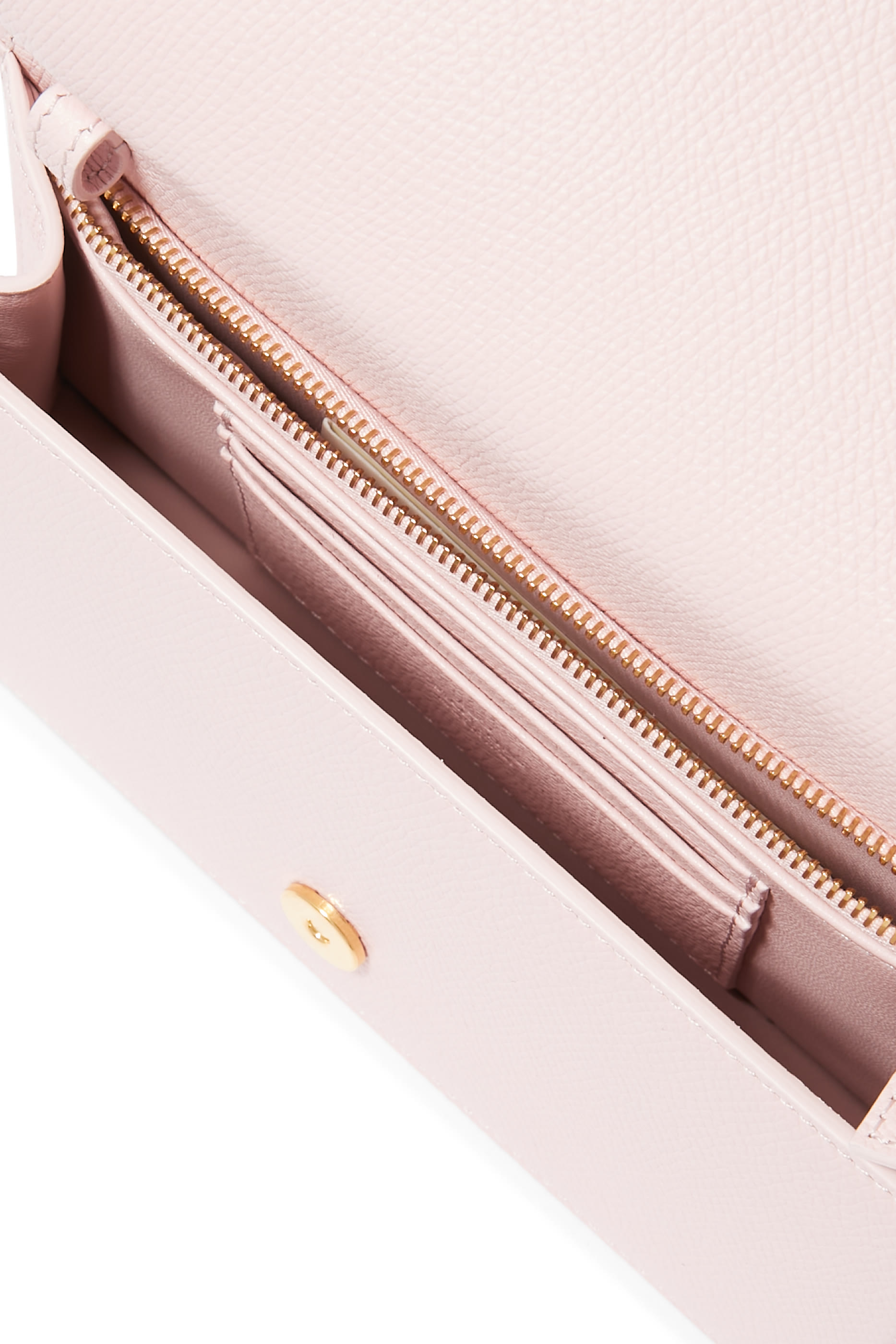 محفظة بحمالة وحلية شعار الماركة