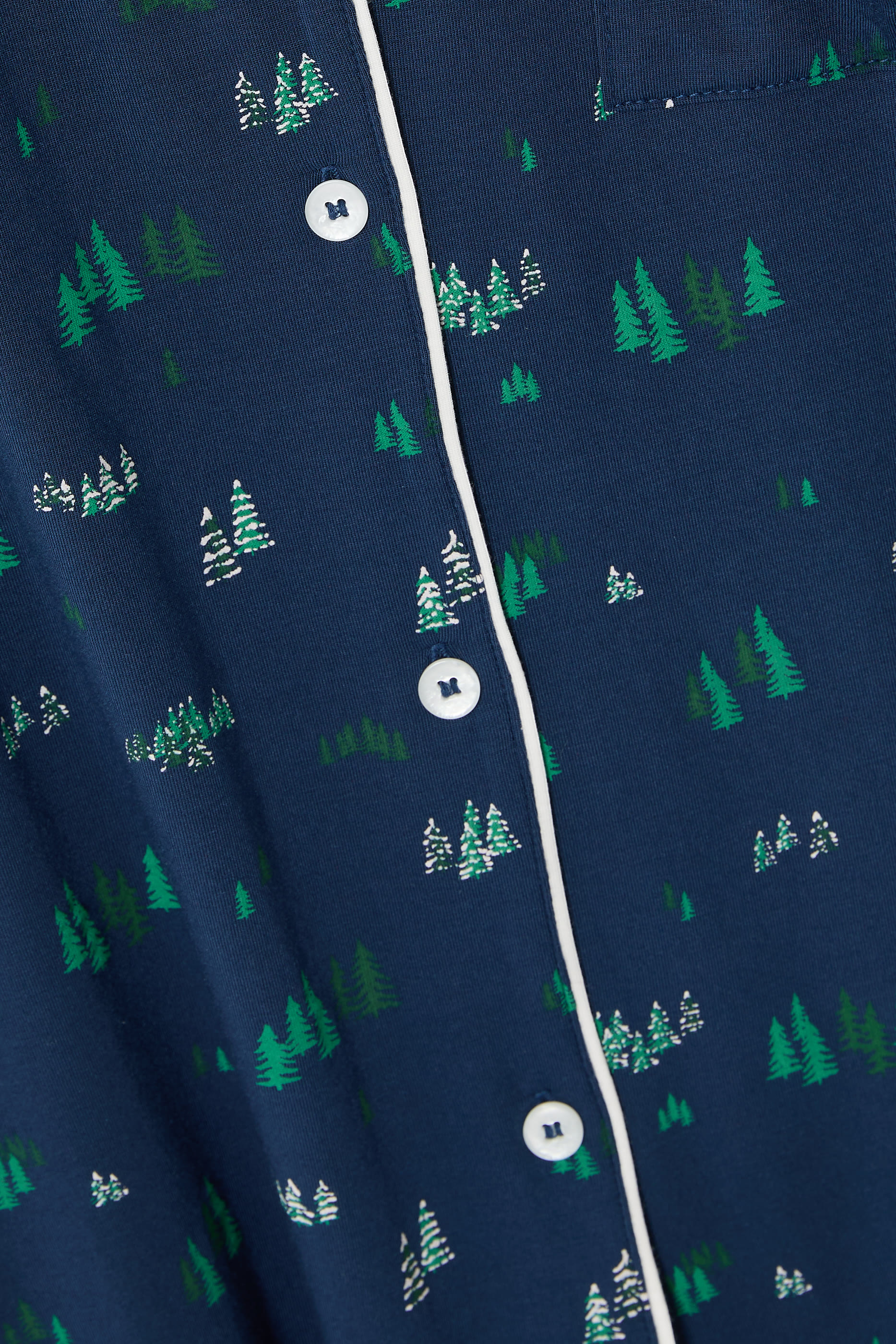 طقم بيجامة جيزيل بقصة طويلة ونقشة تينسيل مودال