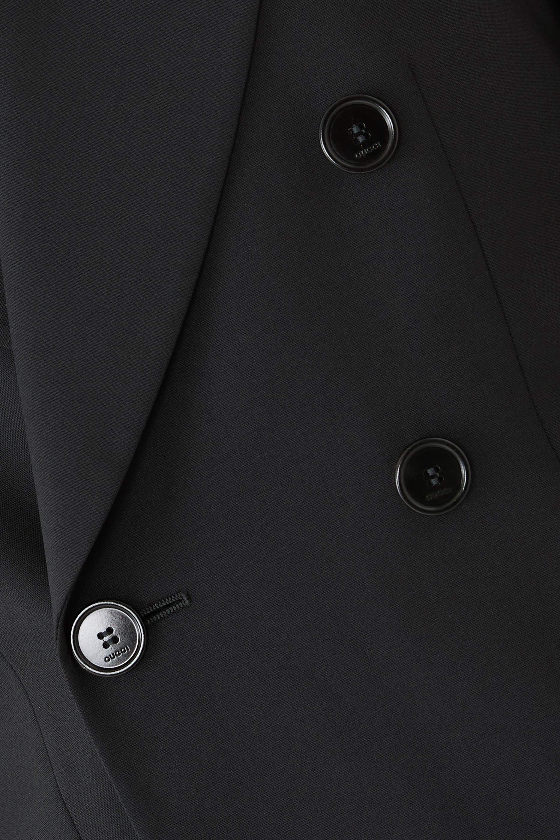 جاكيت بصفي أزرار صوف خفيف الوزن