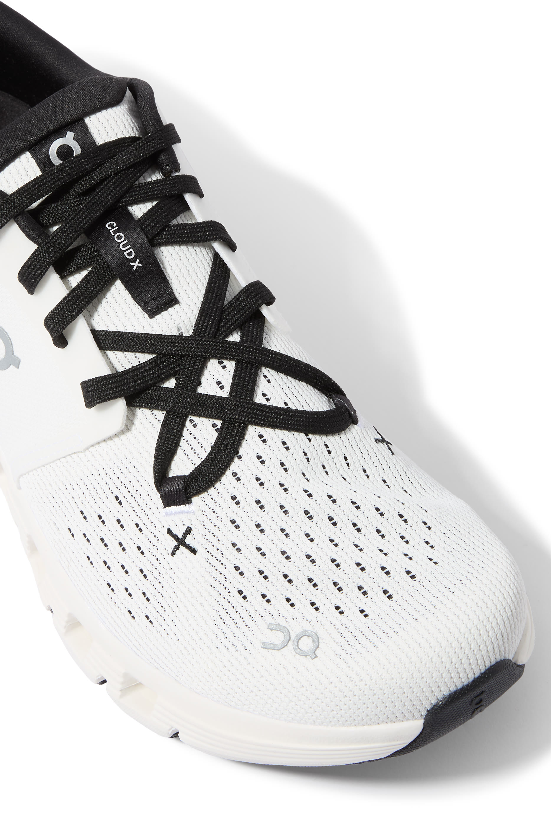 سنيكرز كلاود اكس 4 للرجال