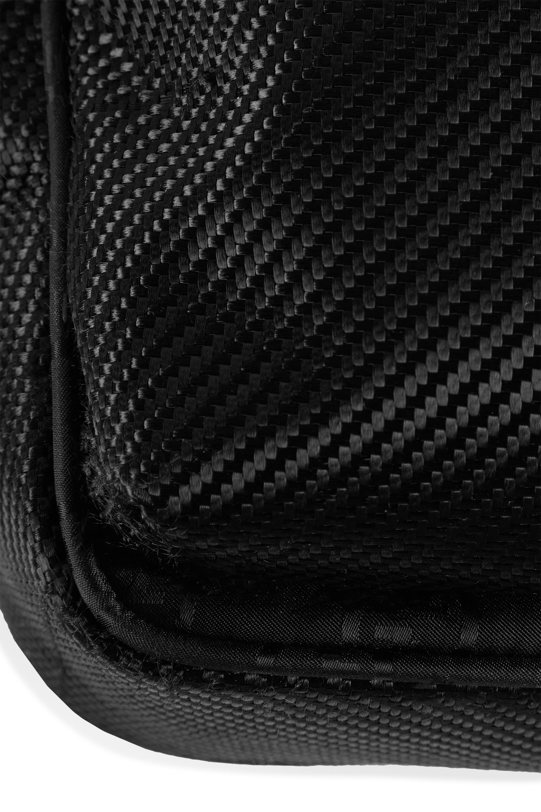 حقيبة نيكسوس كروس بودي صغيرة