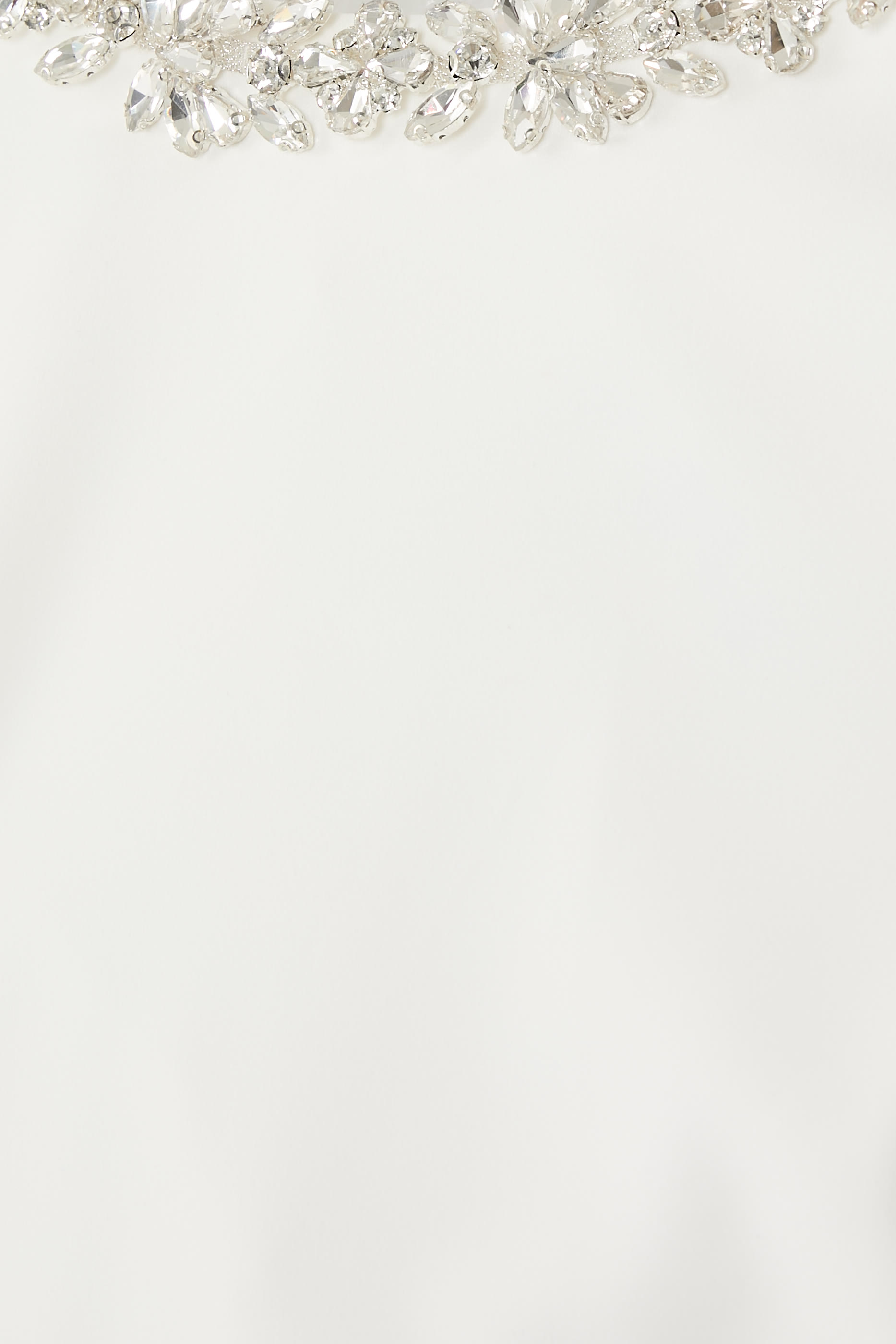 فستان تيلي قصير بأكمام كاب