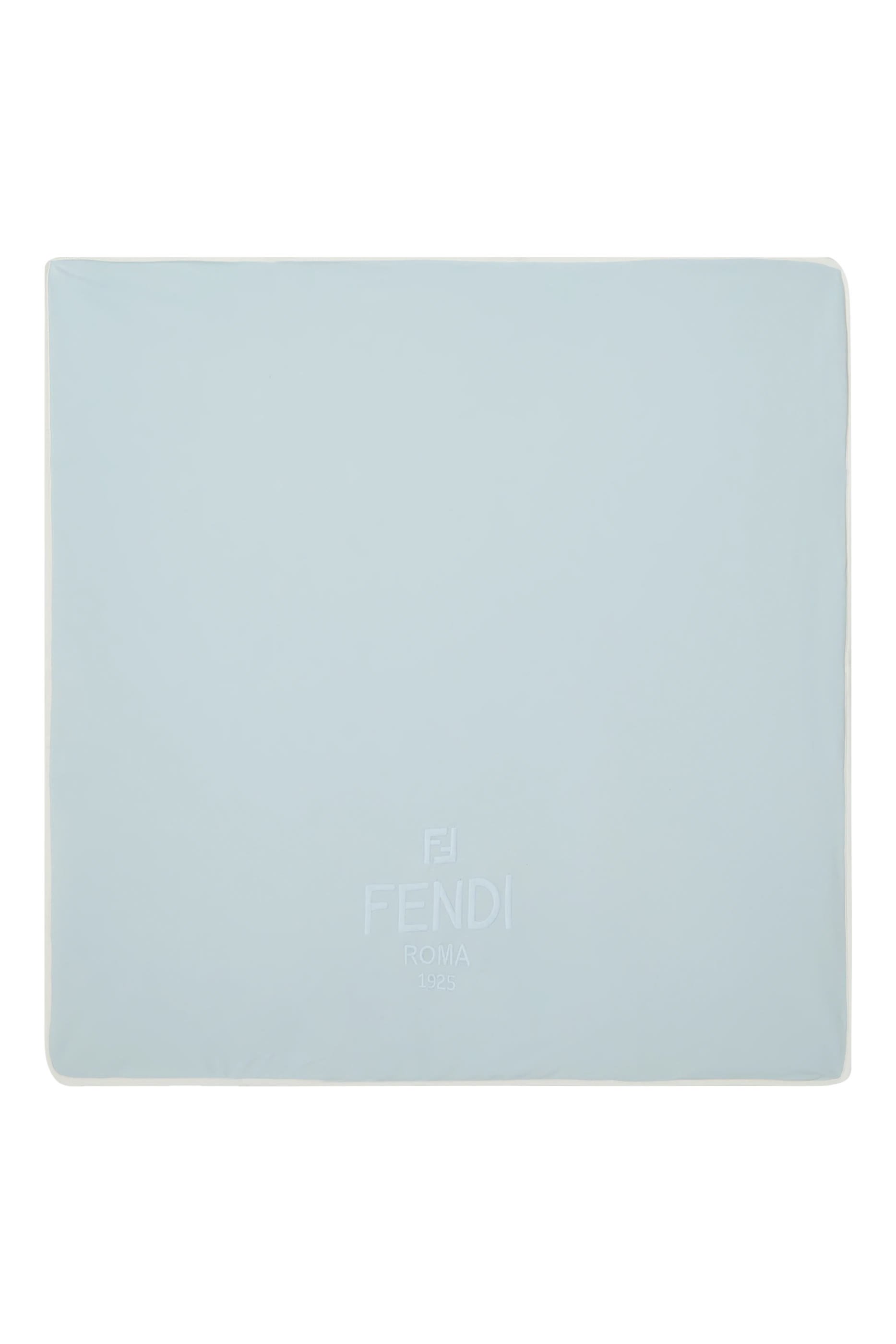 بطانية بشعار الماركة للأطفال