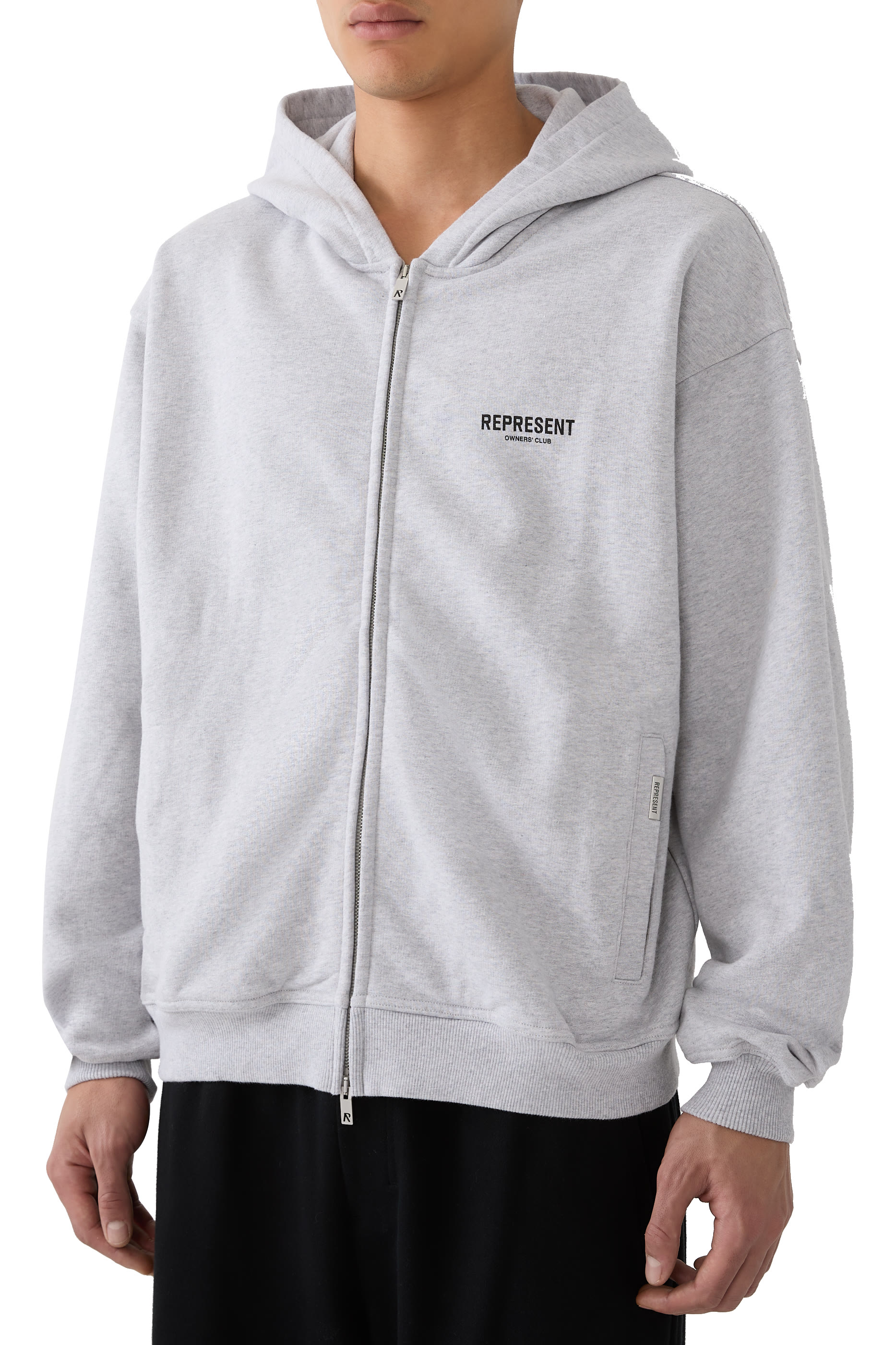 هودي بسحاب وشعار الماركة