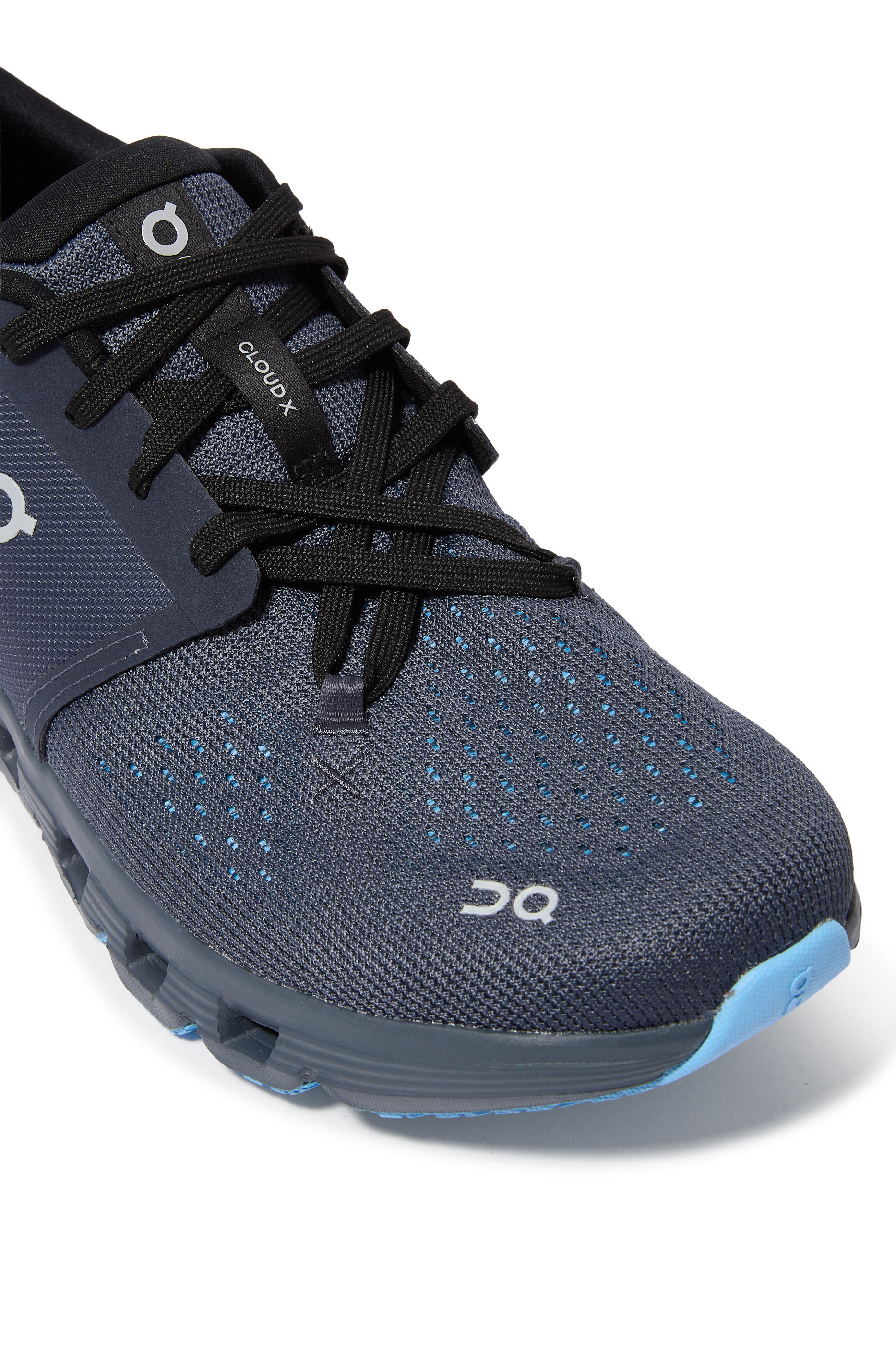 سنيكرز كلاود اكس 4