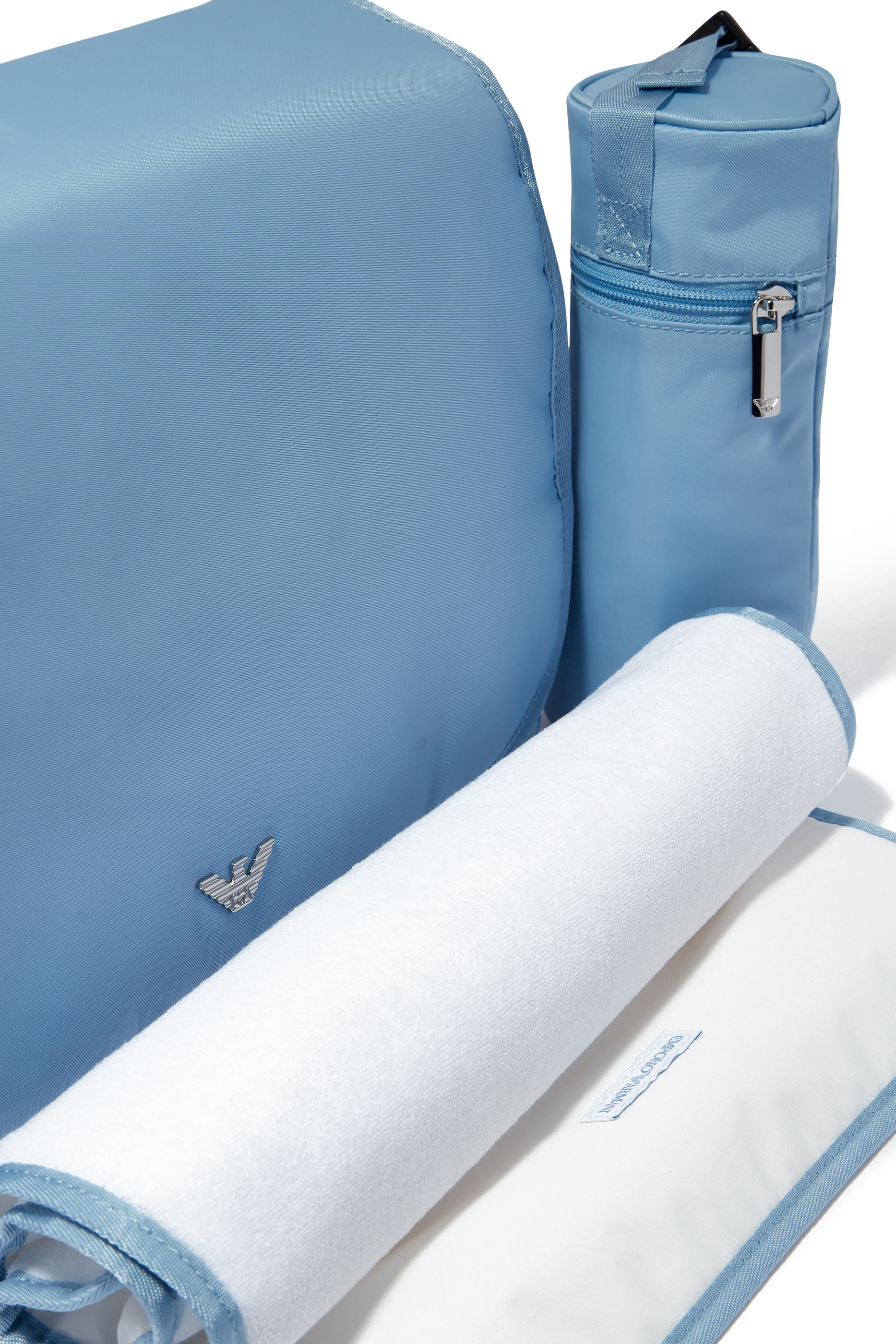 حقيبة تغيير الحفاضات نايلون بشعار الماركة