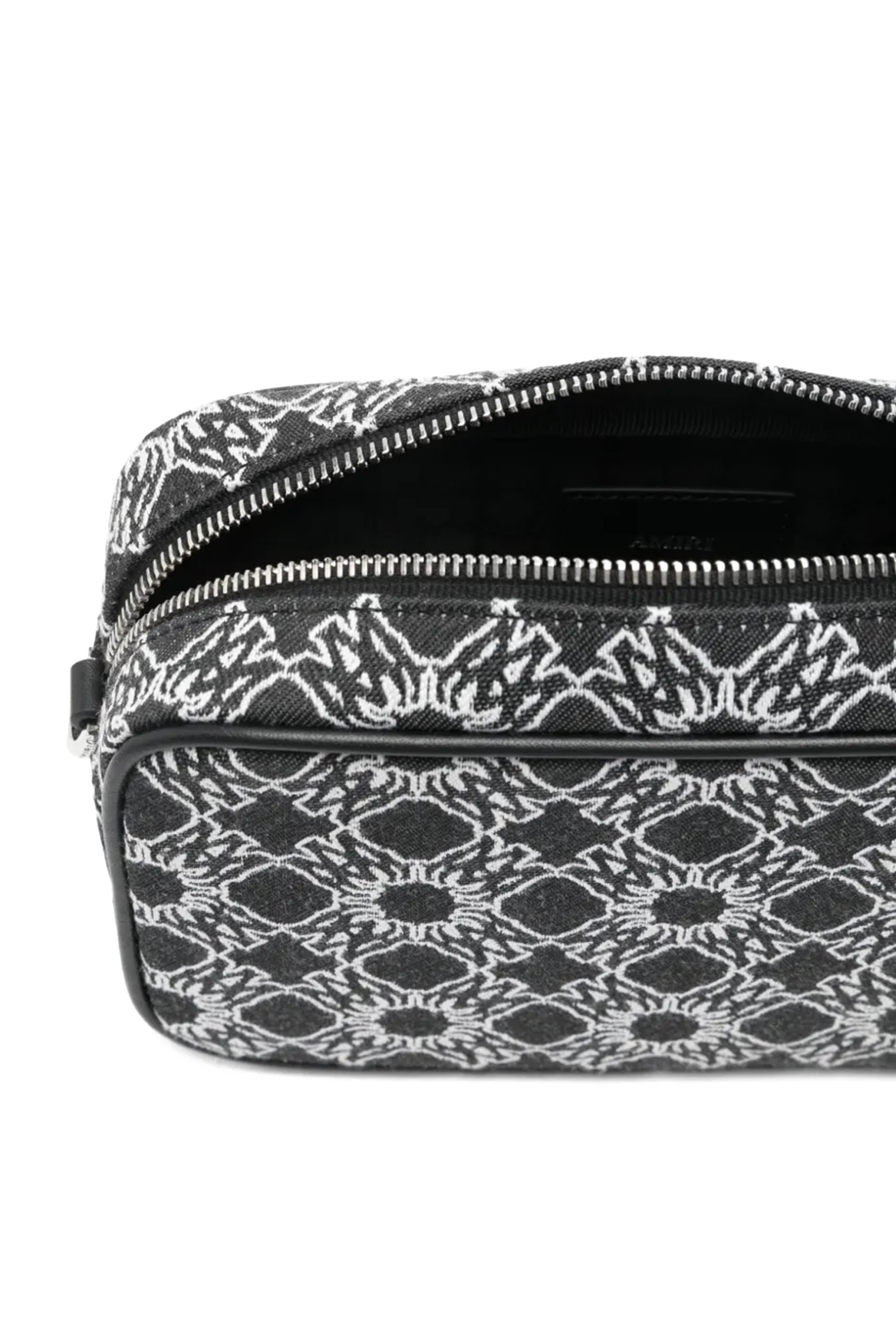 حافظة كاميرا بشعار الماركة