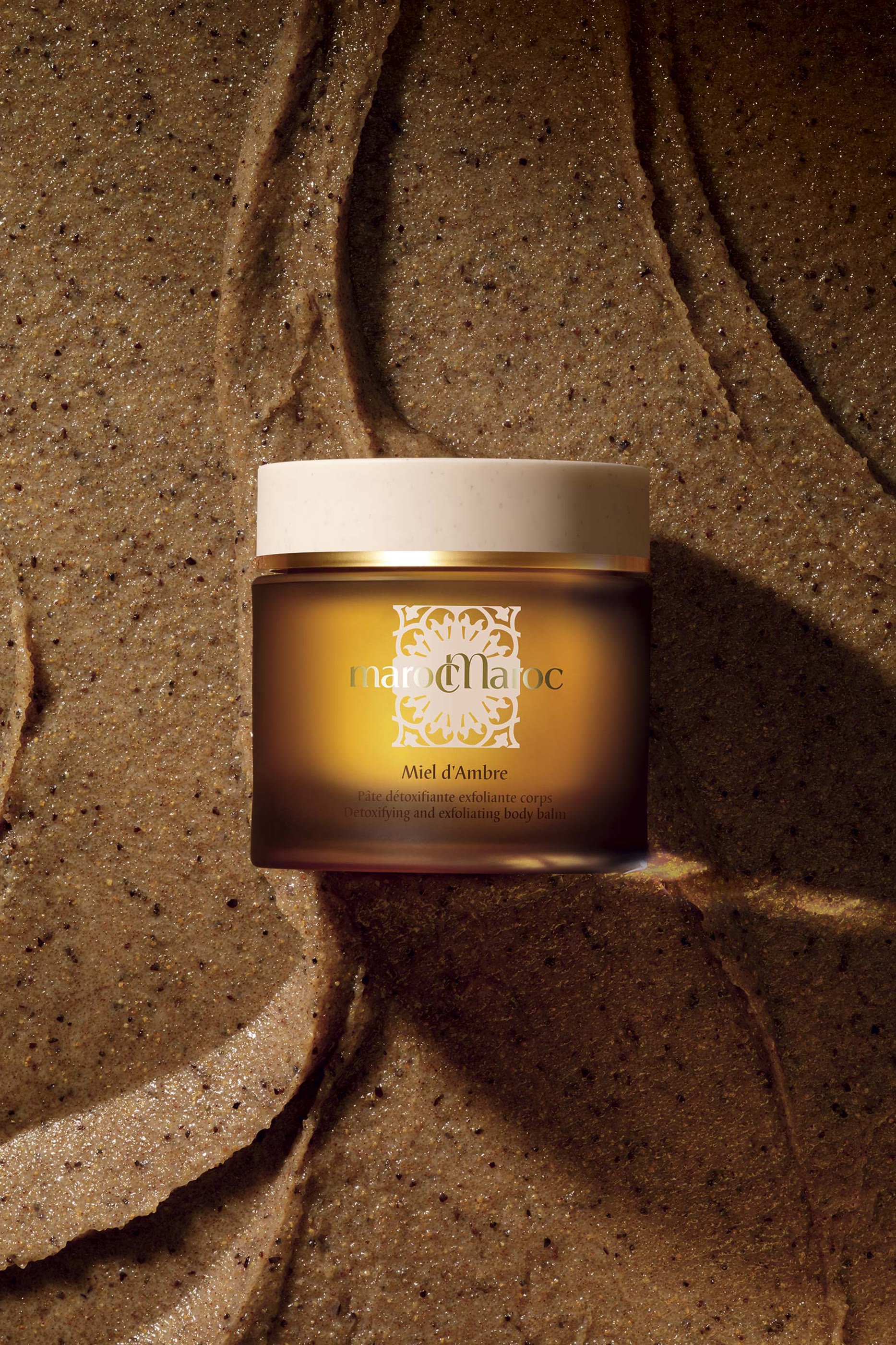 مرطب ميل دامبر لتقشير الجسم والتخلص من السموم