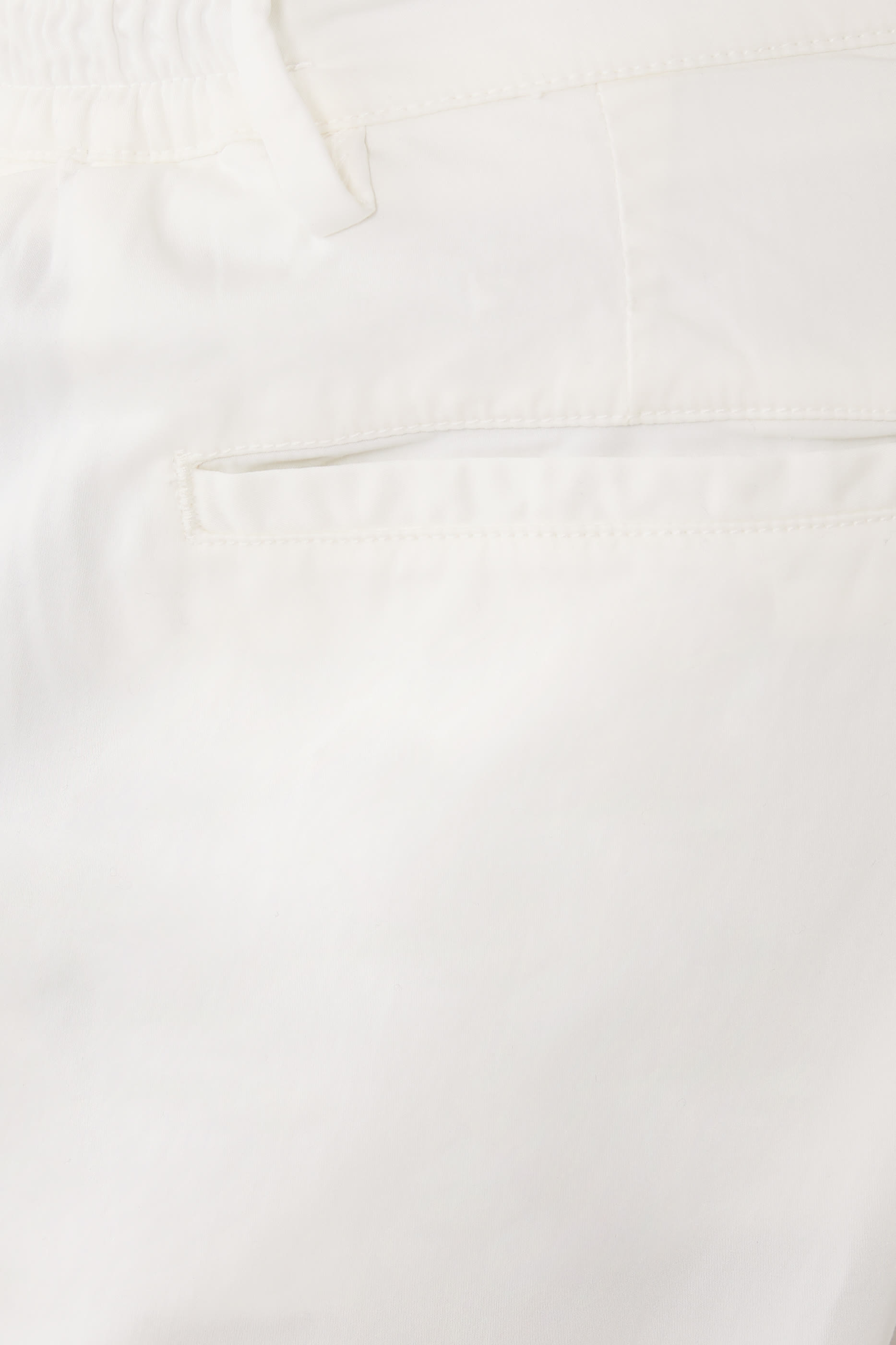 بنطال نيو تشينوز