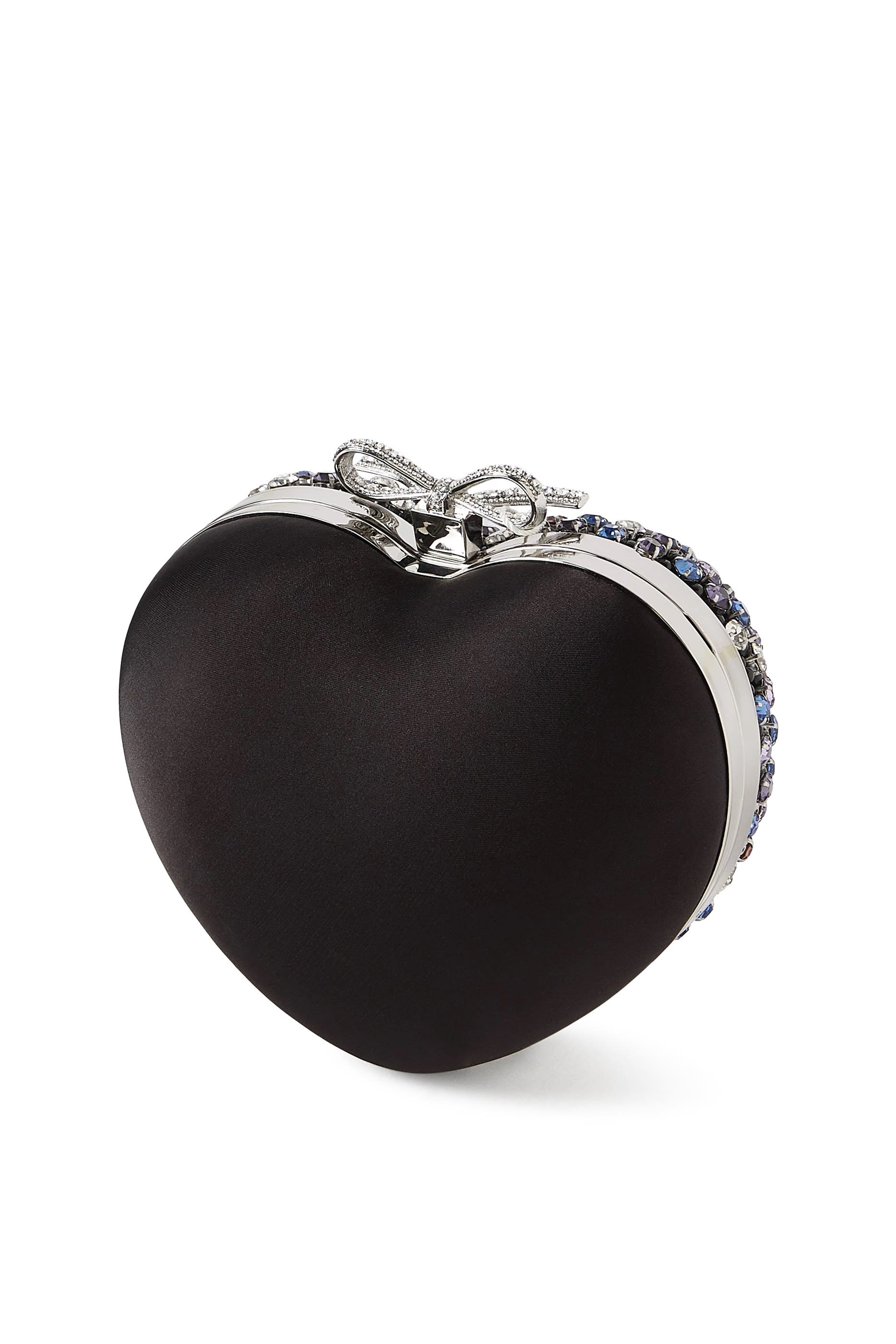 كلاتش بتصميم قلب مرصع بالكريستال 