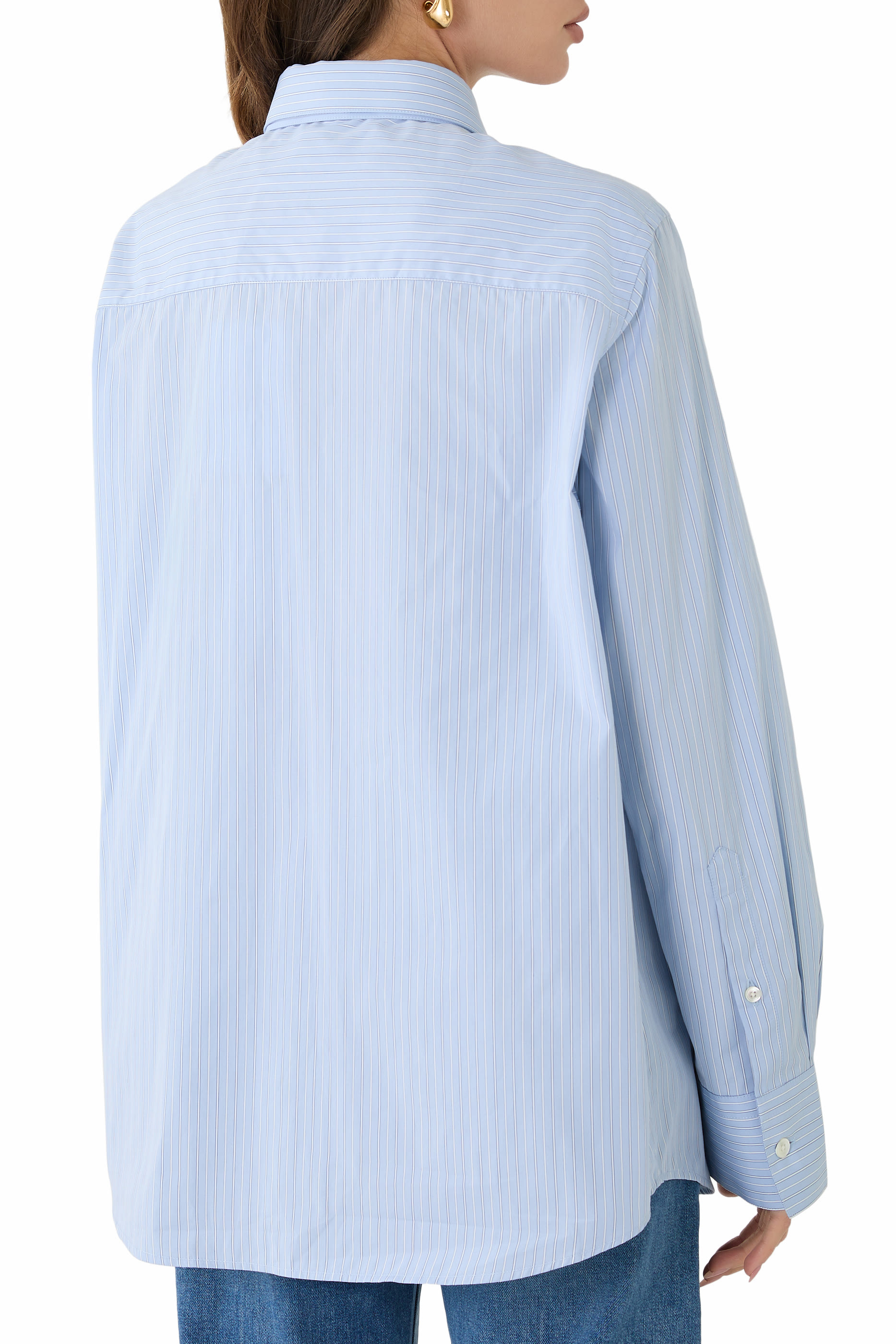 قميص بياقة مزدوجة