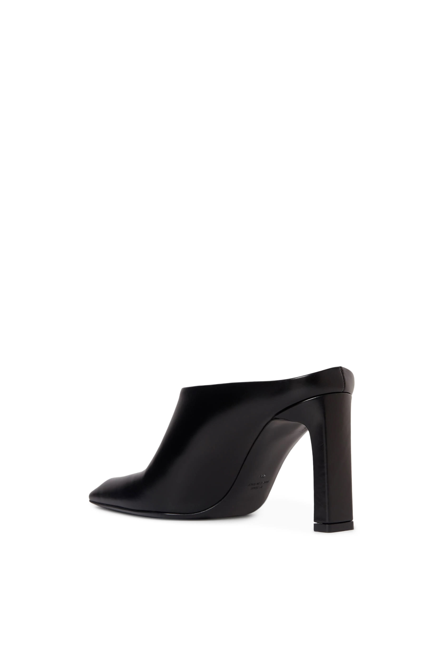 حذاء بار مفتوح من الخلف 85 جلد