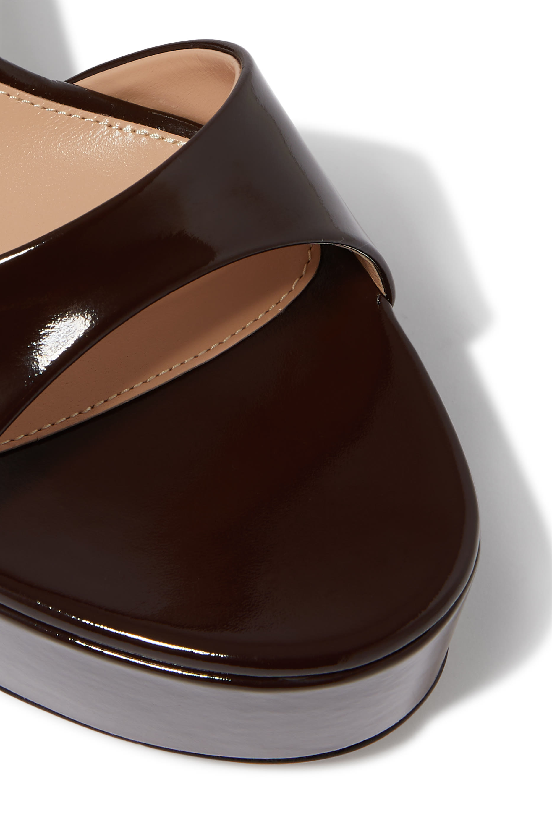 صندل نانسي 110 بكعب سميك جلد لامع