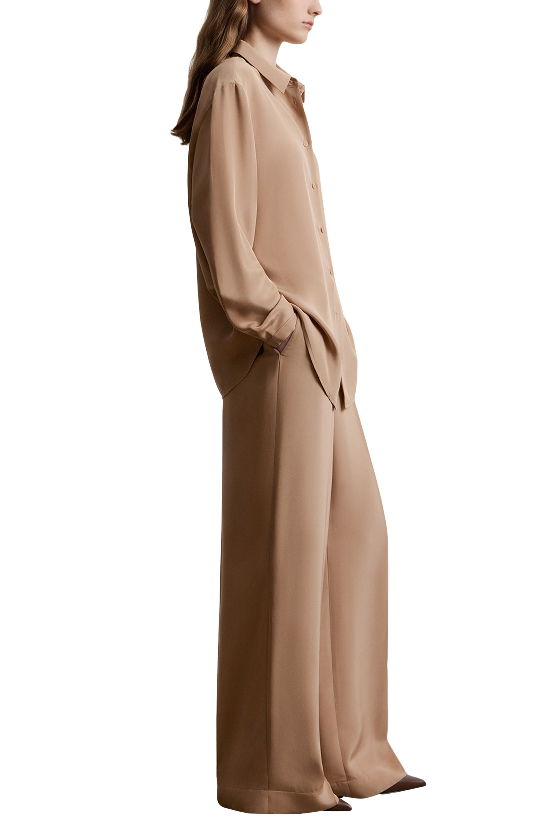 بنطال بقصة مريحة حرير مولبيري