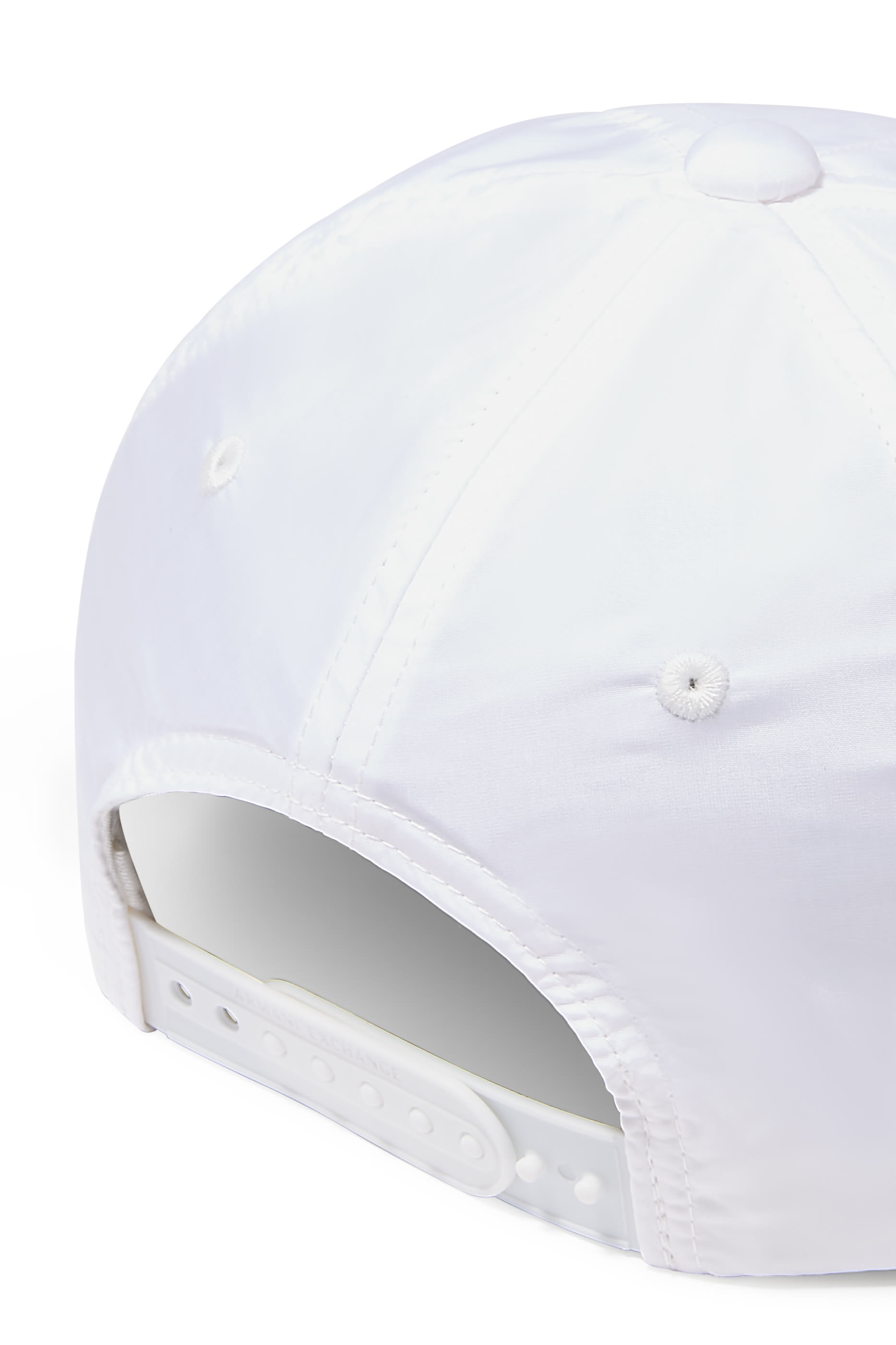 كاب بايسبول بشعار الماركة