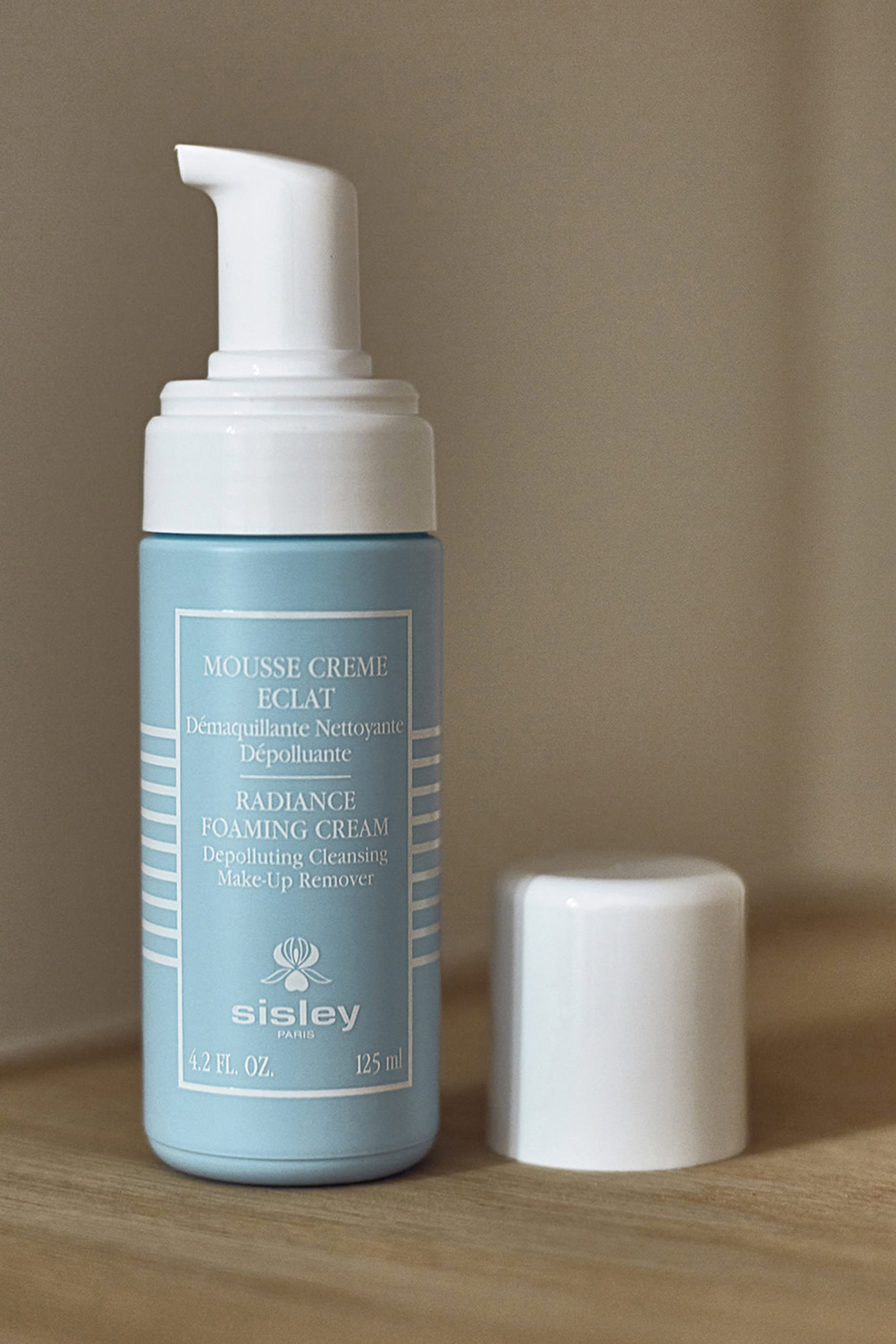 كريم رغوي لإشراق البشرة