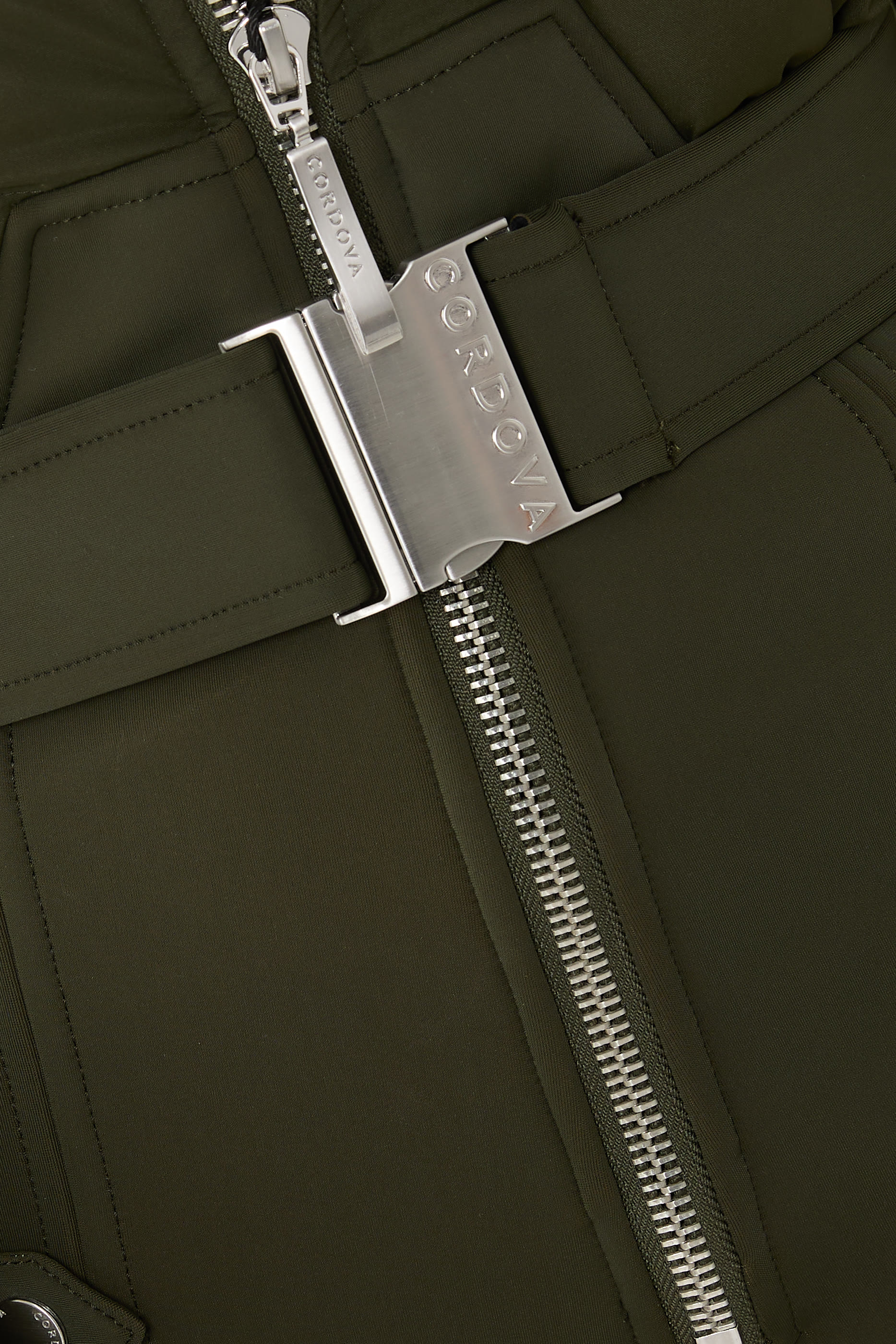 بدلة تزلج أجاكس بتصميم مبطن