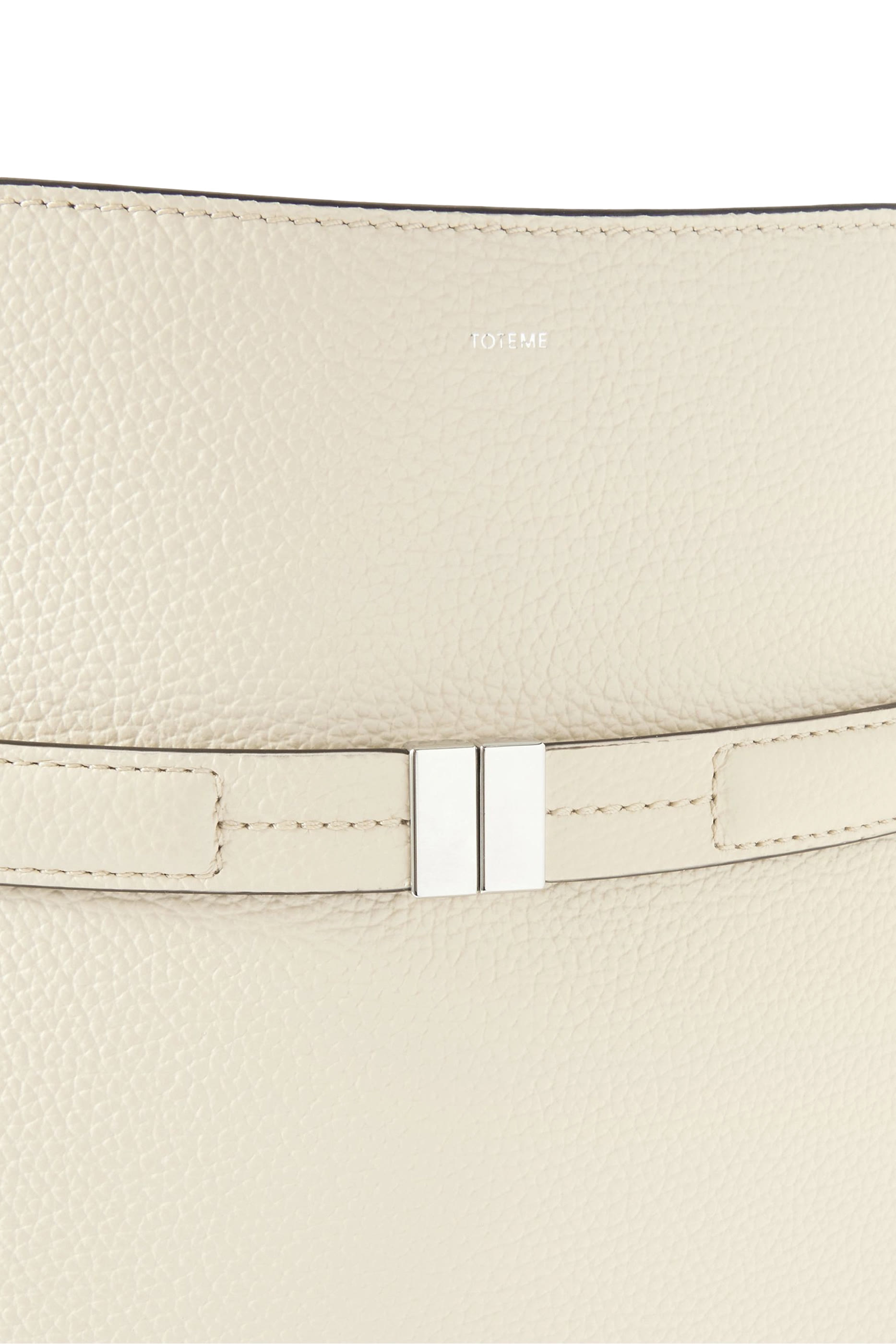 حقيبة باكيت بحزام جلد