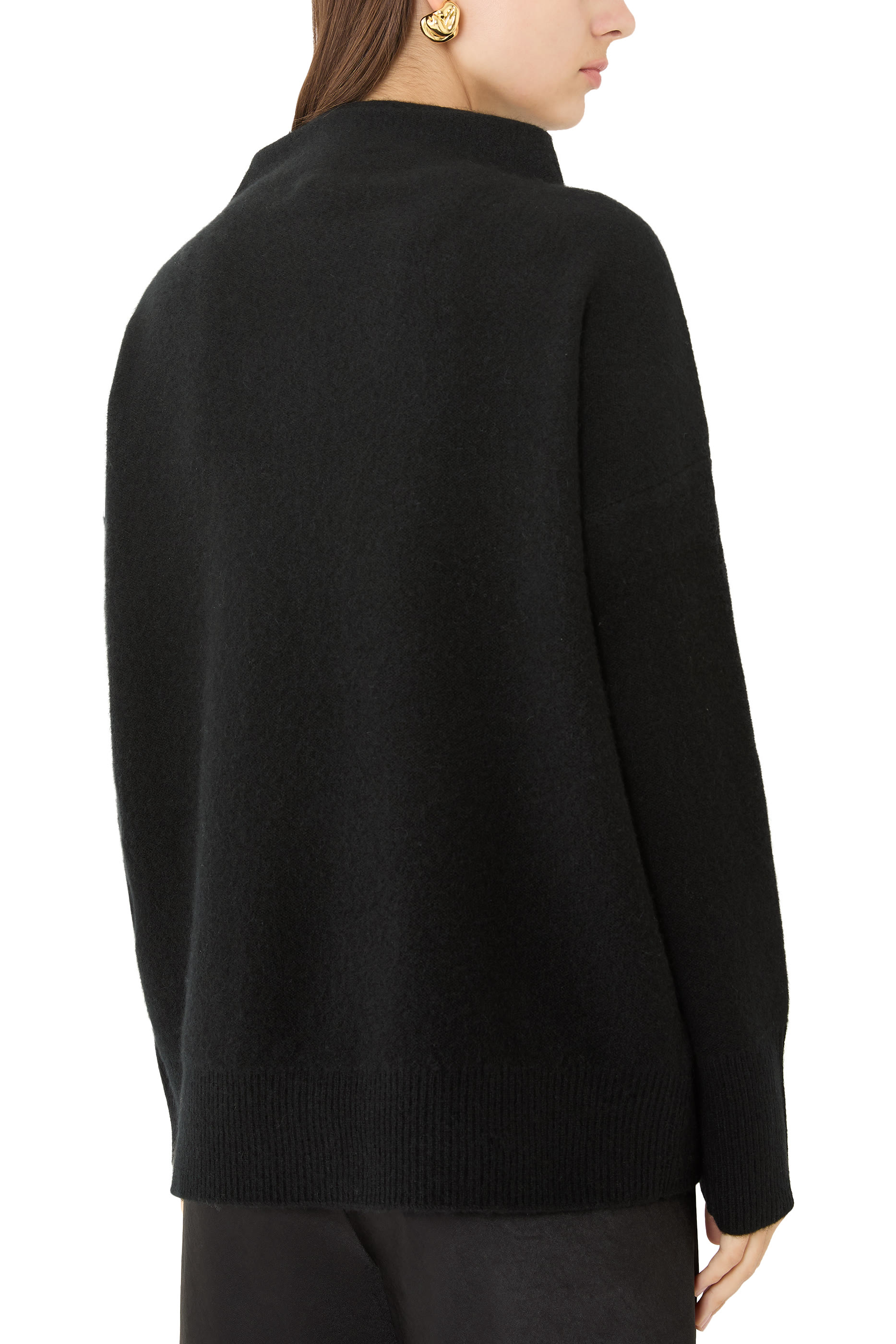 سترة بياقة عالية