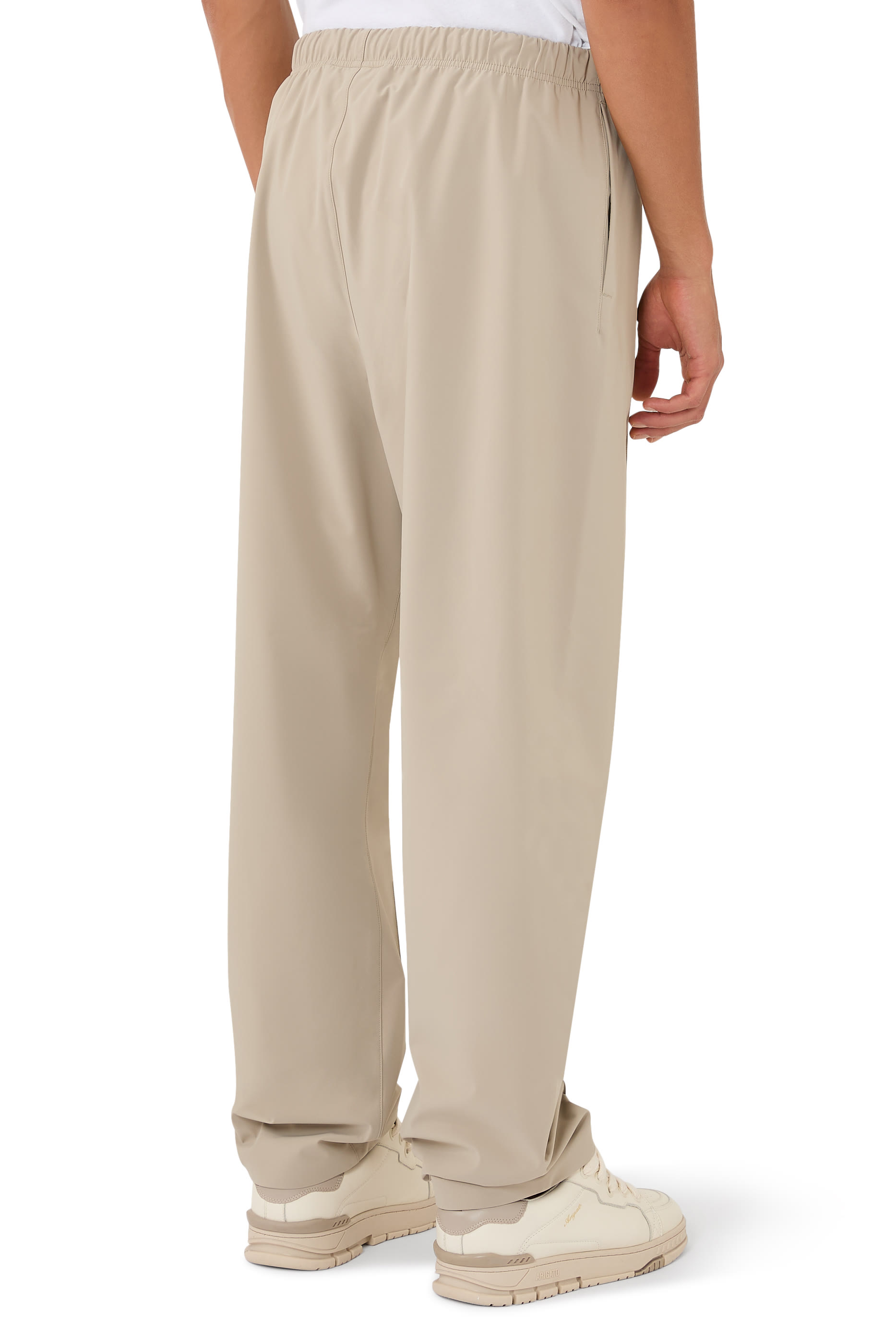 بنطال رياضي سبورتي إسنشال بقصة مريحة