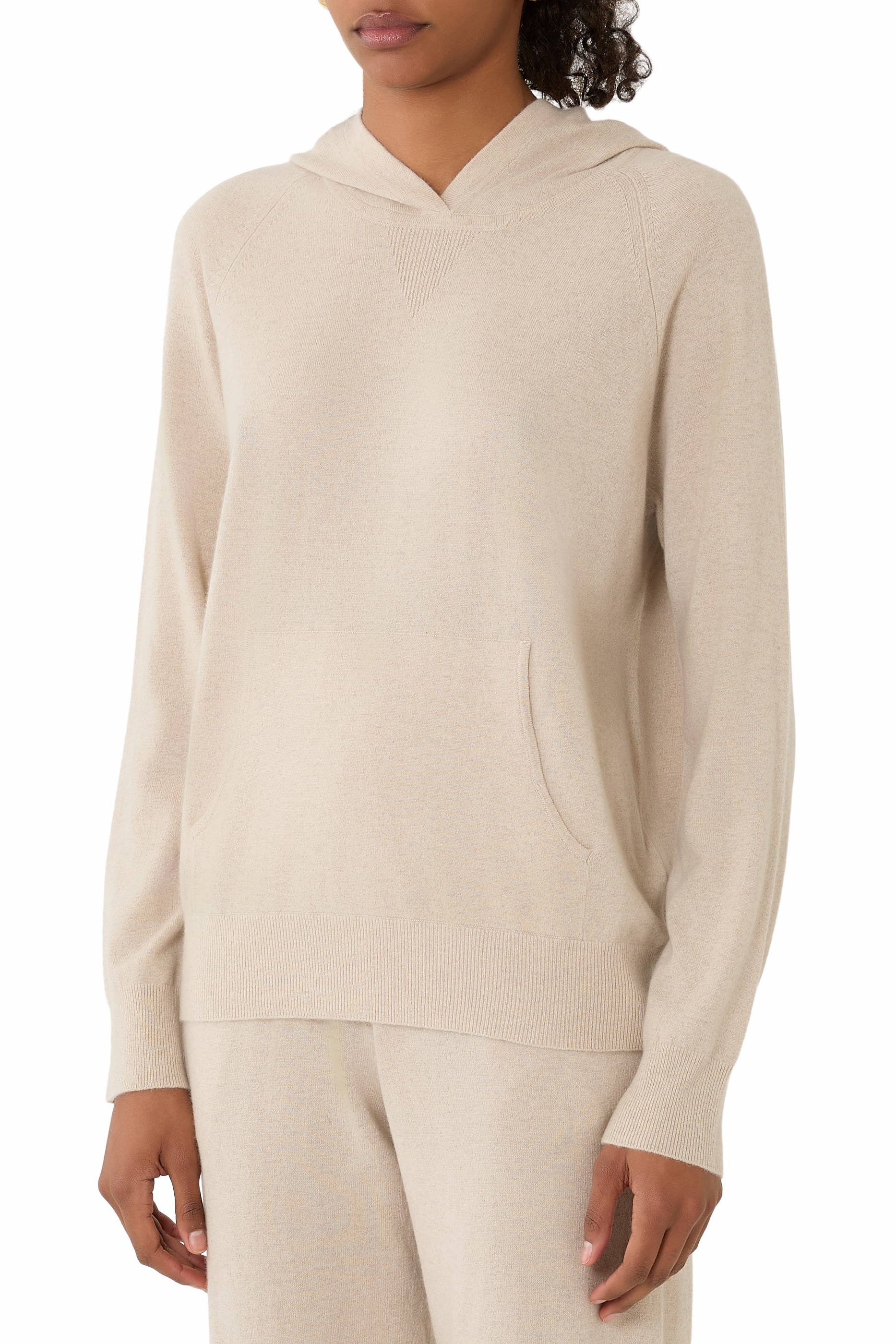 كنزة أرابيلا بغطاء رأس