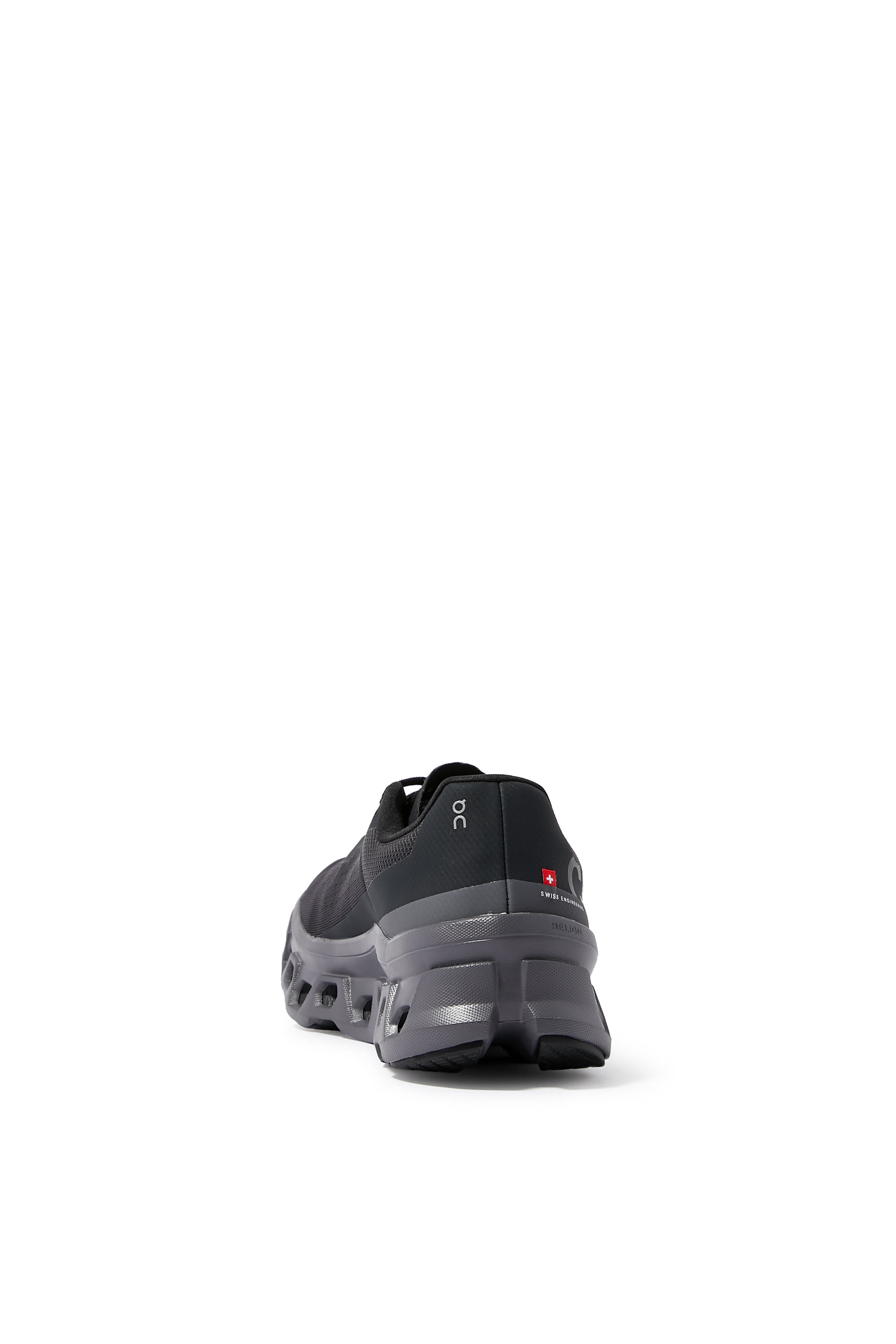 سنيكرز كلاودمونستر بكاحل منخفض للنساء