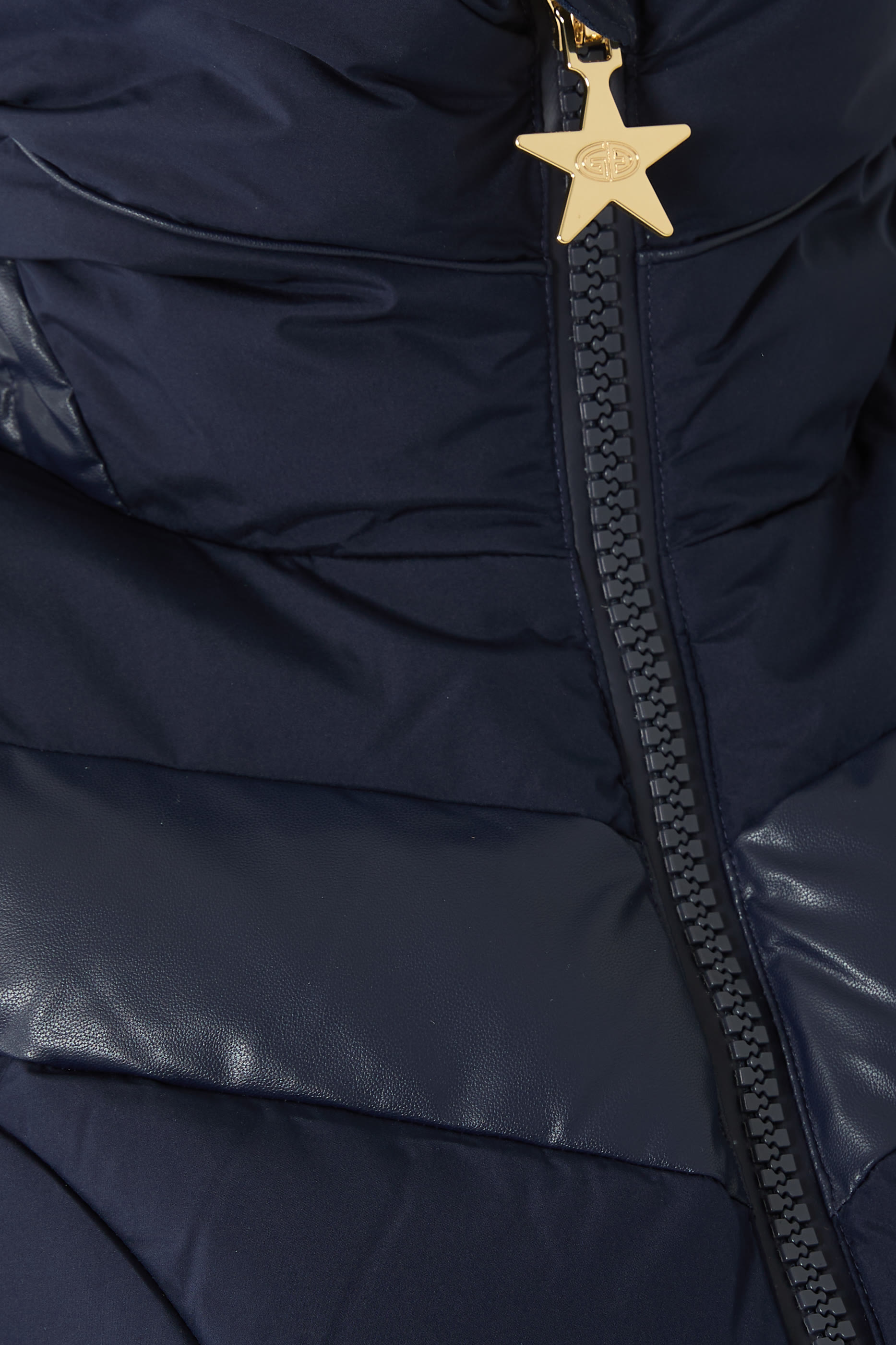 جاكيت نزلج أبيسو