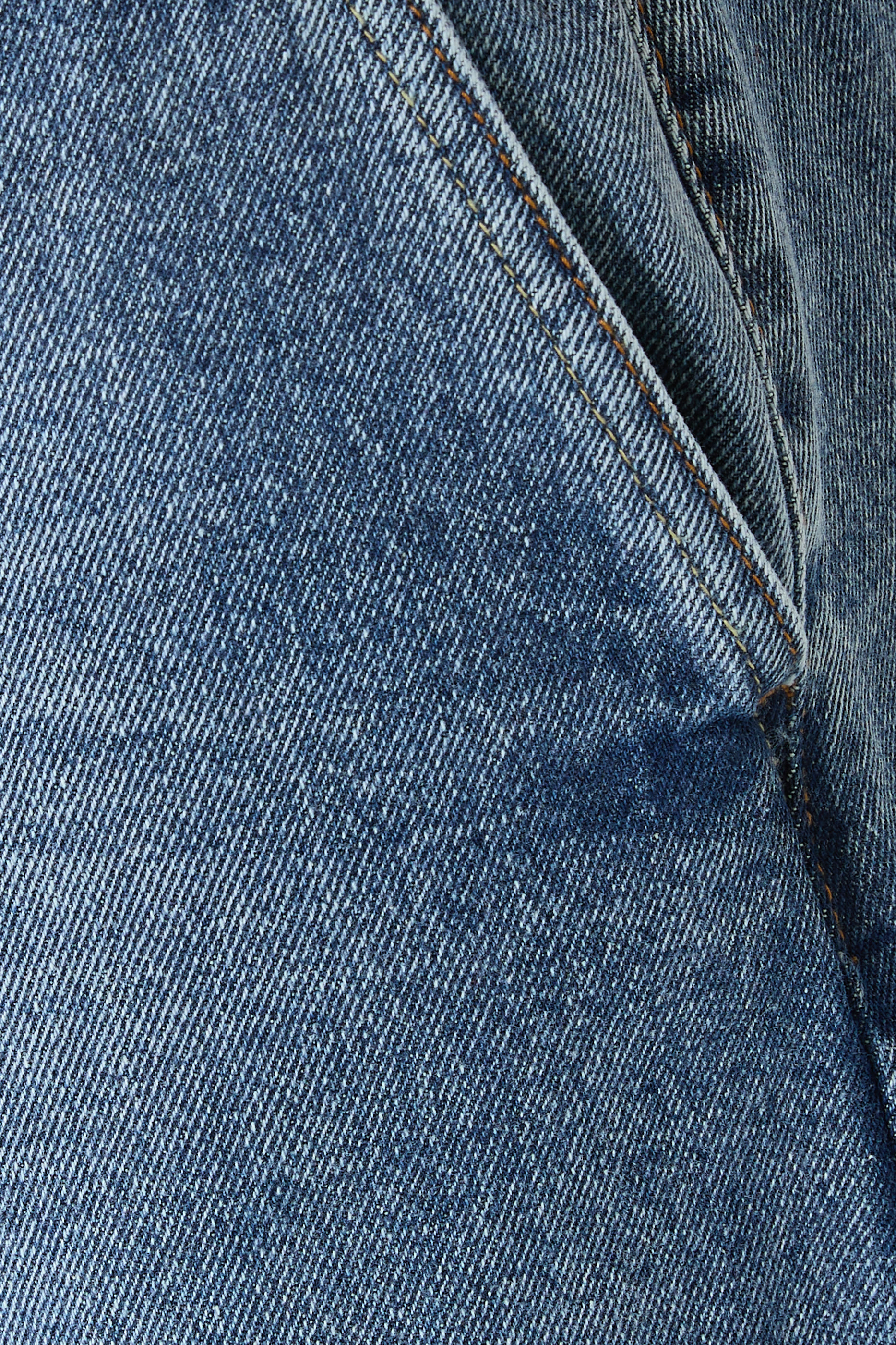 بنطال بقصة ساق واسعة دنيم